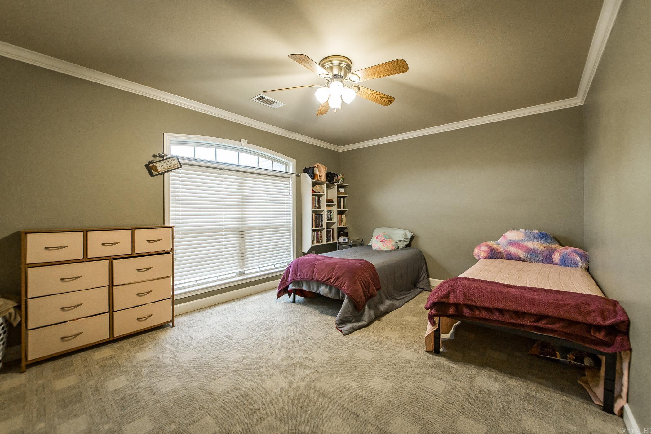 MILLERS CROSSING - Residential