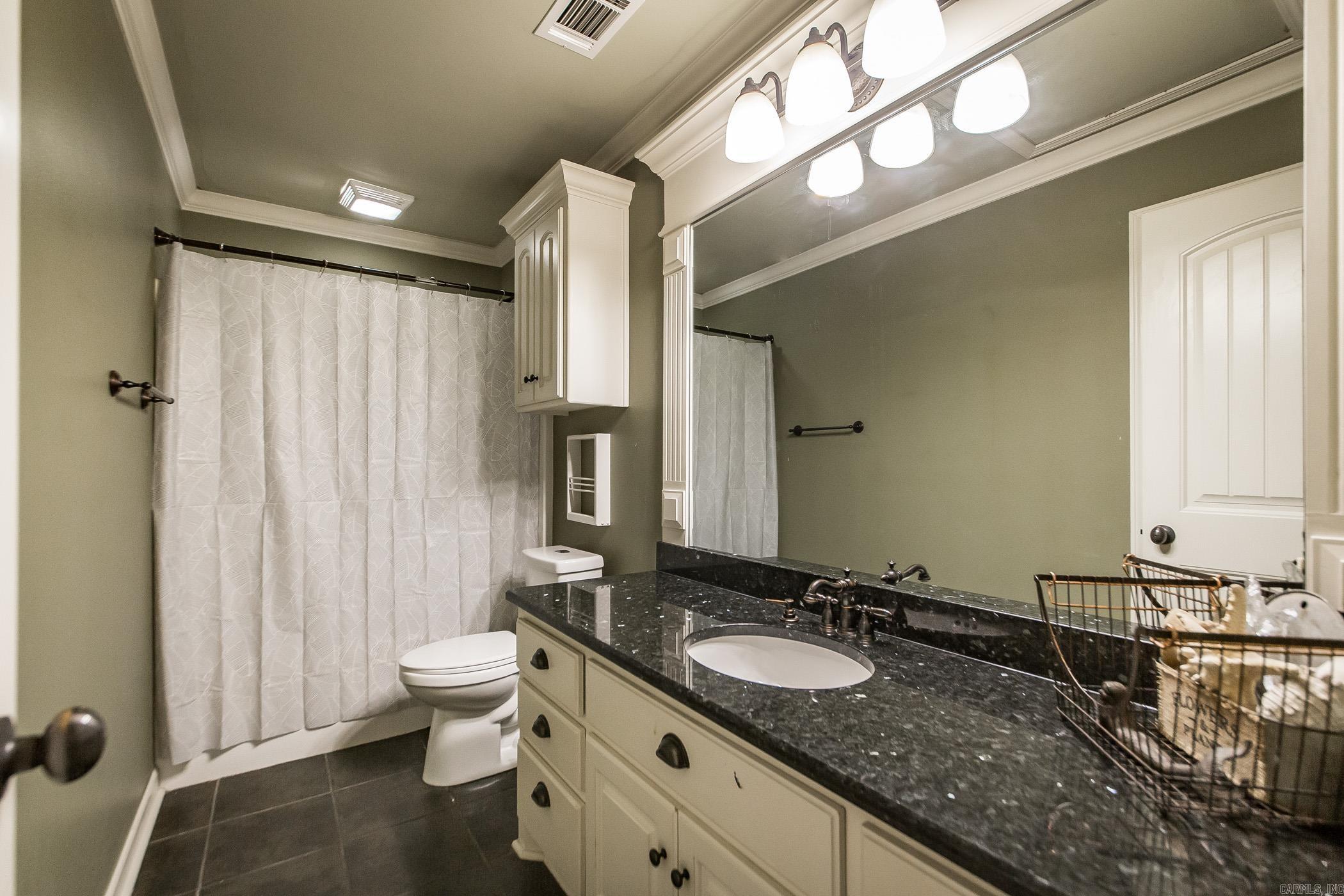 MILLERS CROSSING - Residential