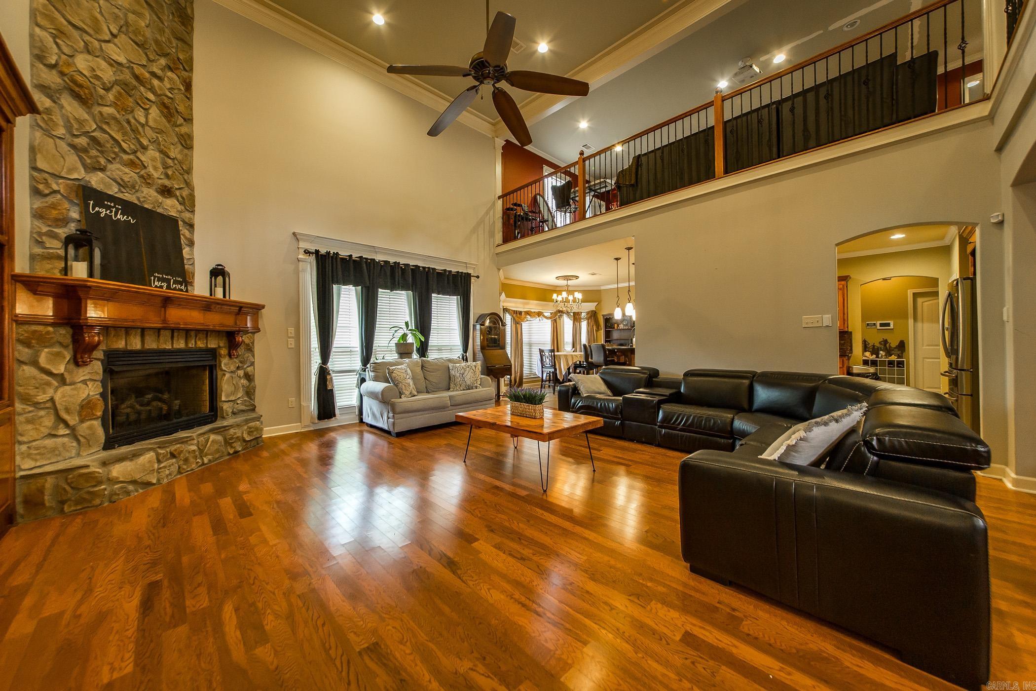 MILLERS CROSSING - Residential