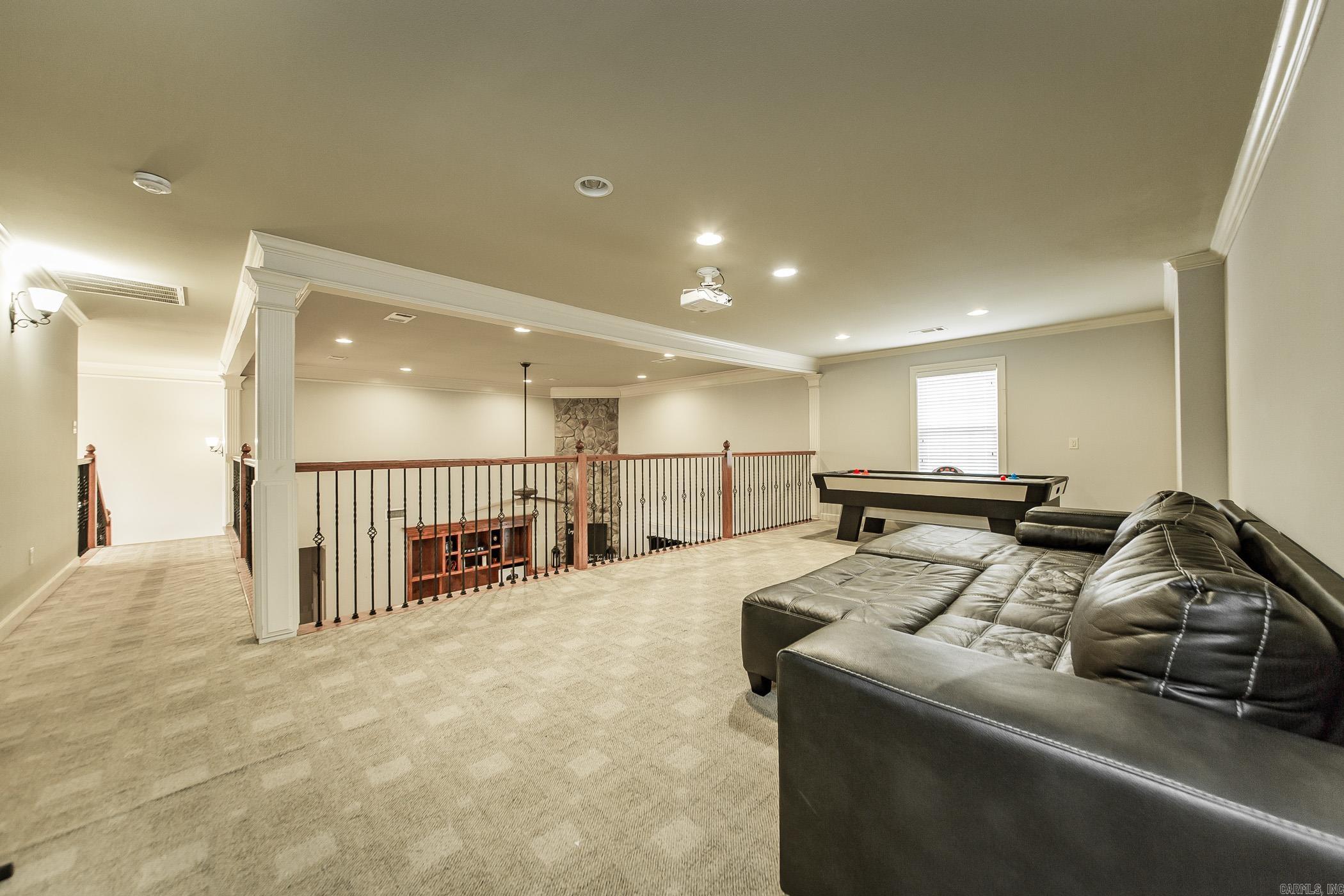 MILLERS CROSSING - Residential