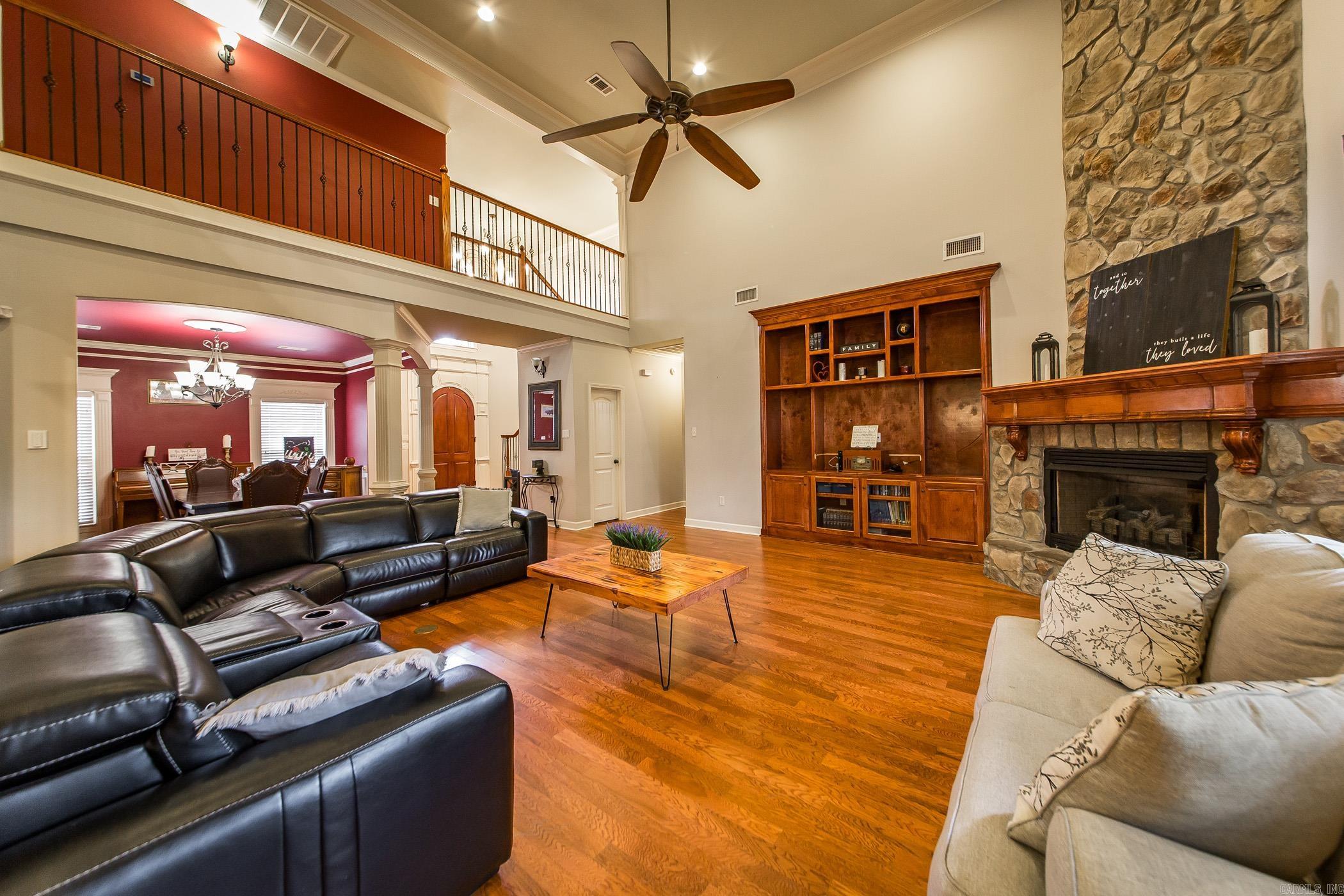 MILLERS CROSSING - Residential