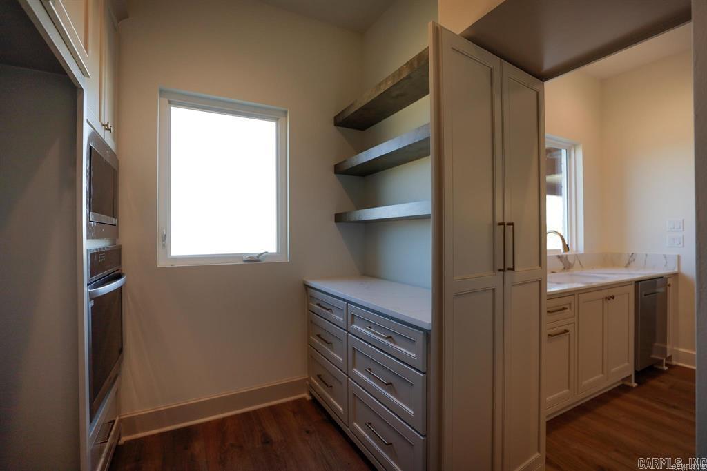 WATERVIEW ESTATES - Residential