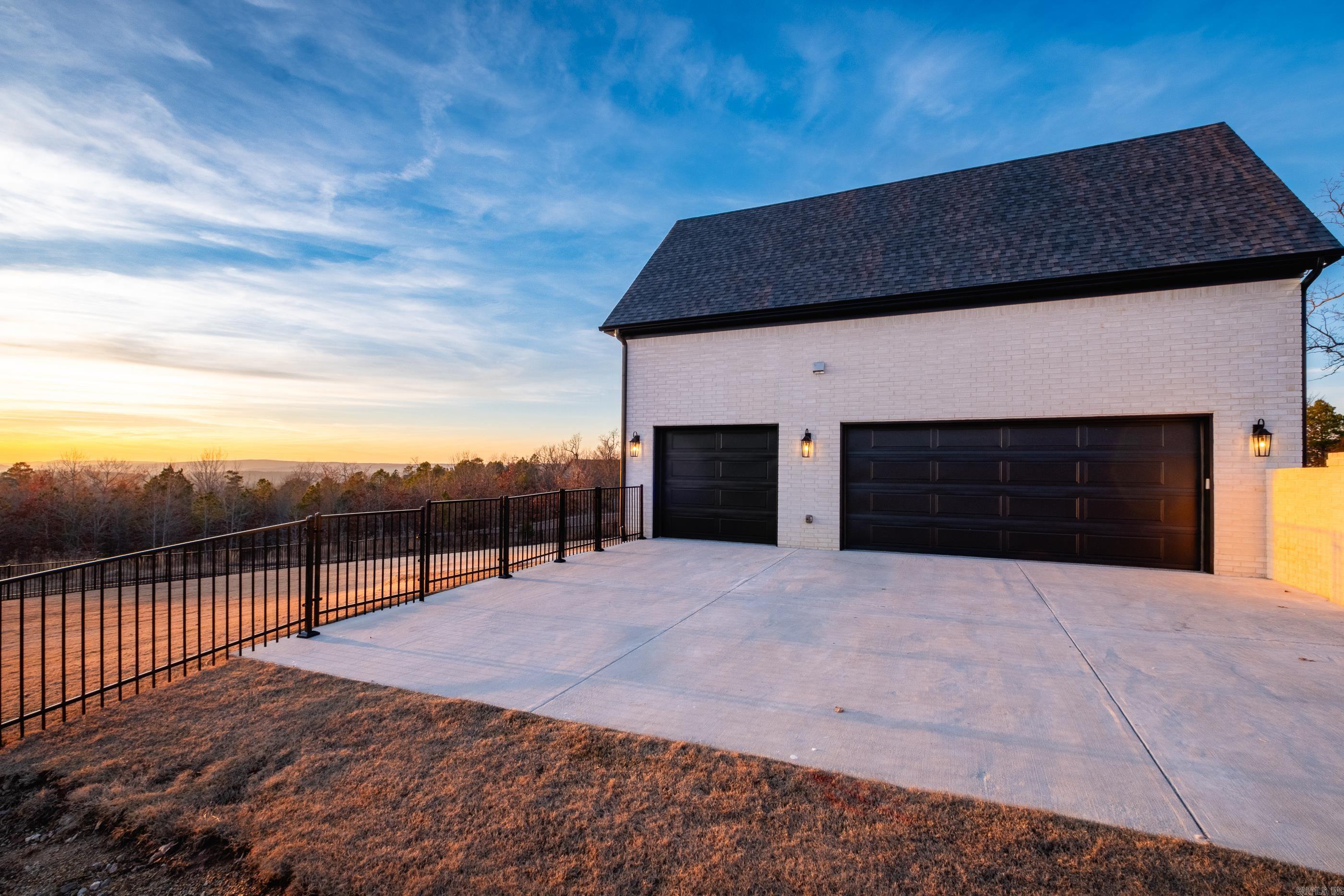 WATERVIEW ESTATES - Residential