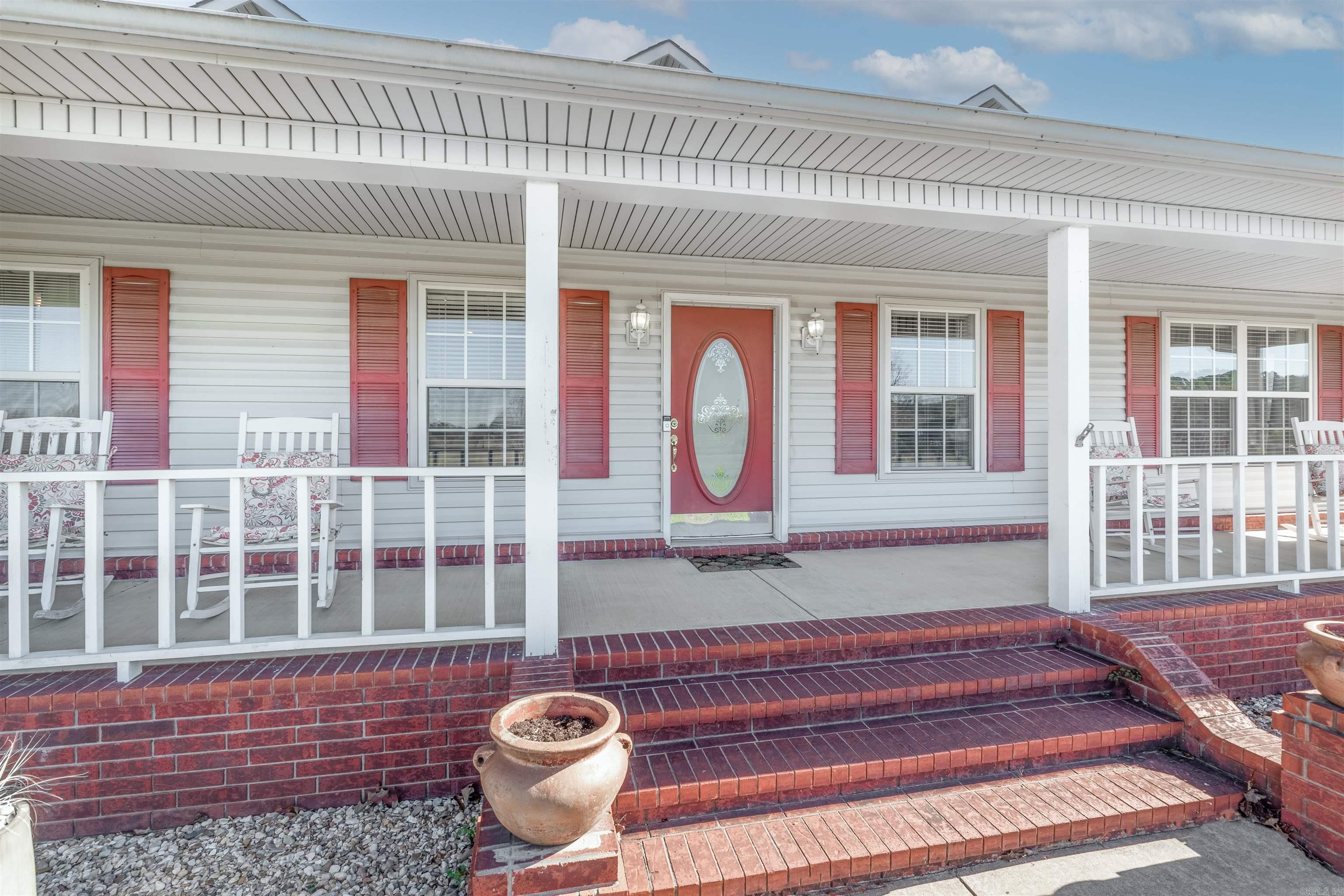 WHITE TAIL ACRES - Residential