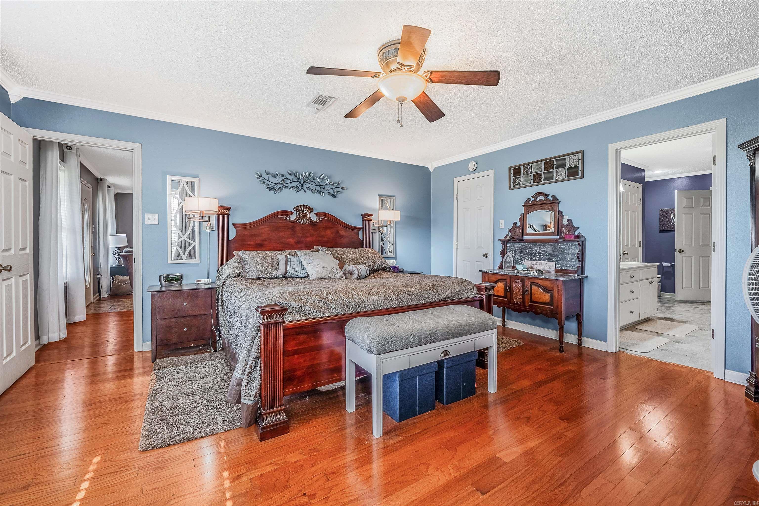 WHITE TAIL ACRES - Residential