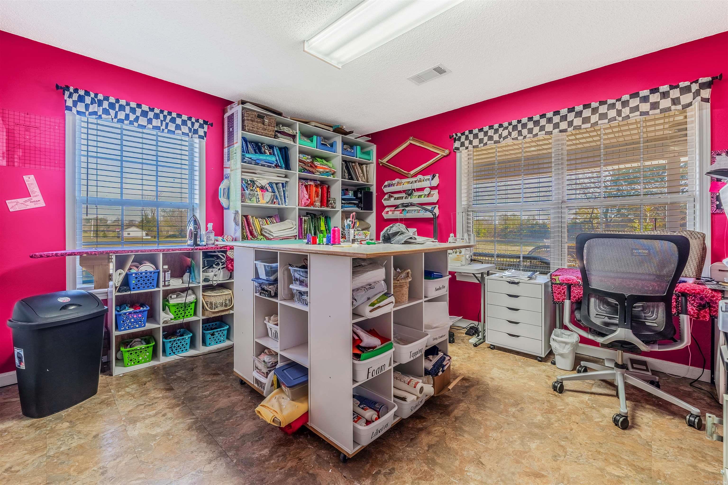 WHITE TAIL ACRES - Residential