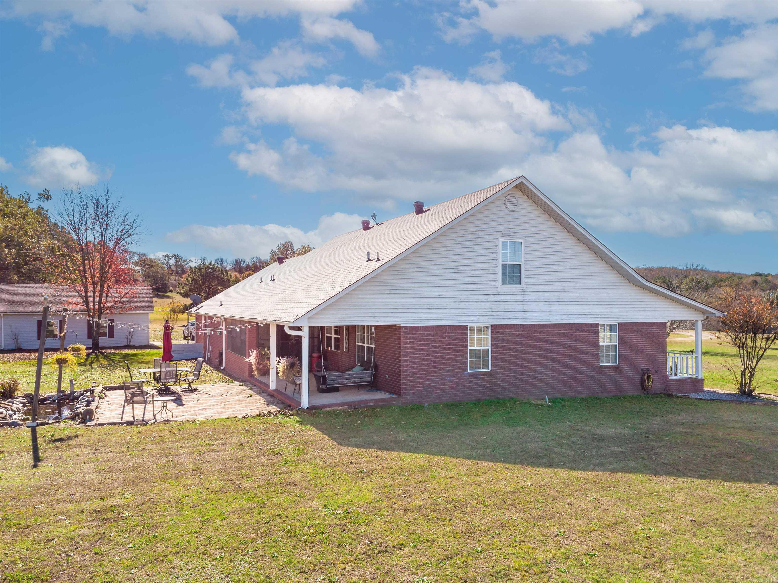 WHITE TAIL ACRES - Residential