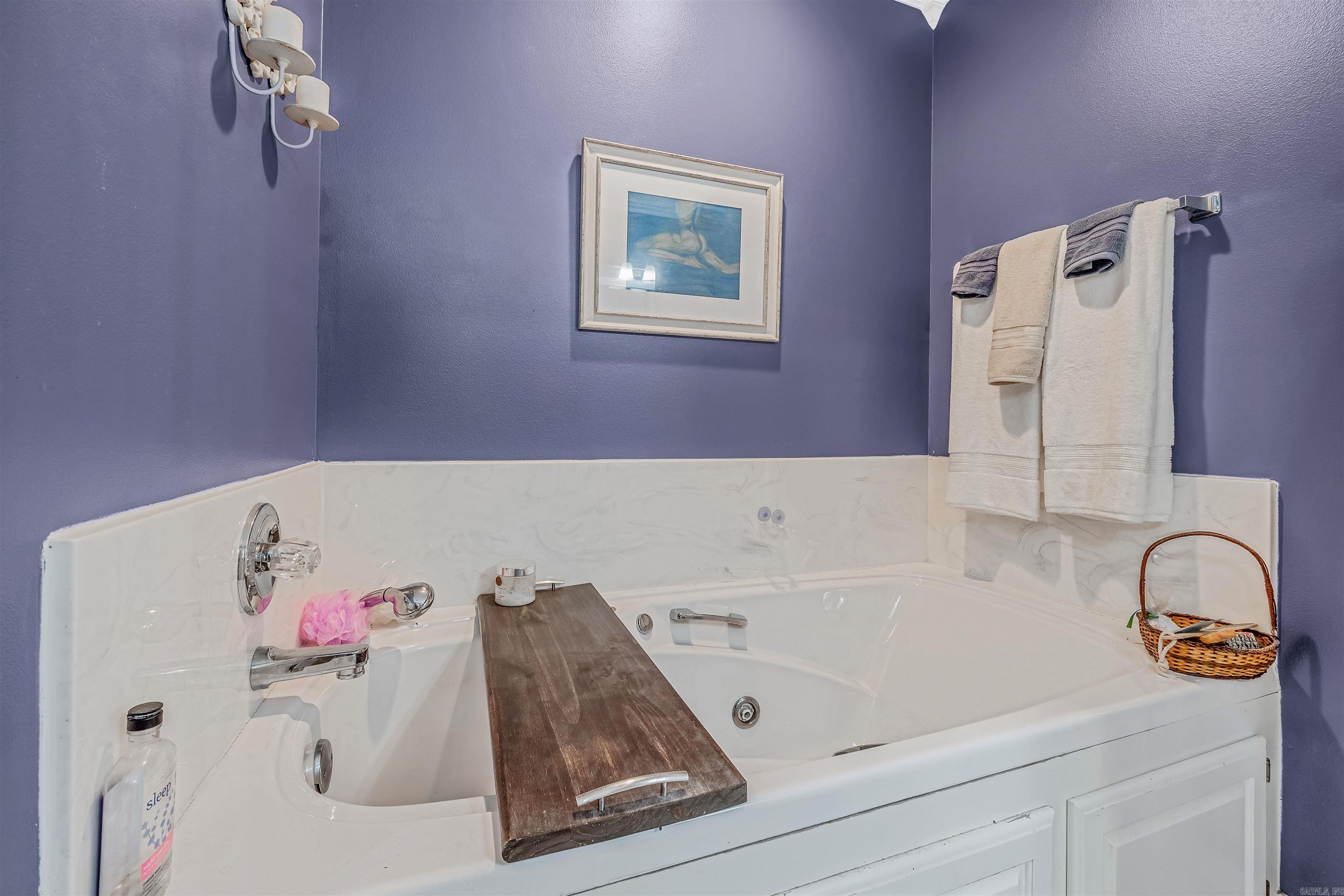 WHITE TAIL ACRES - Residential