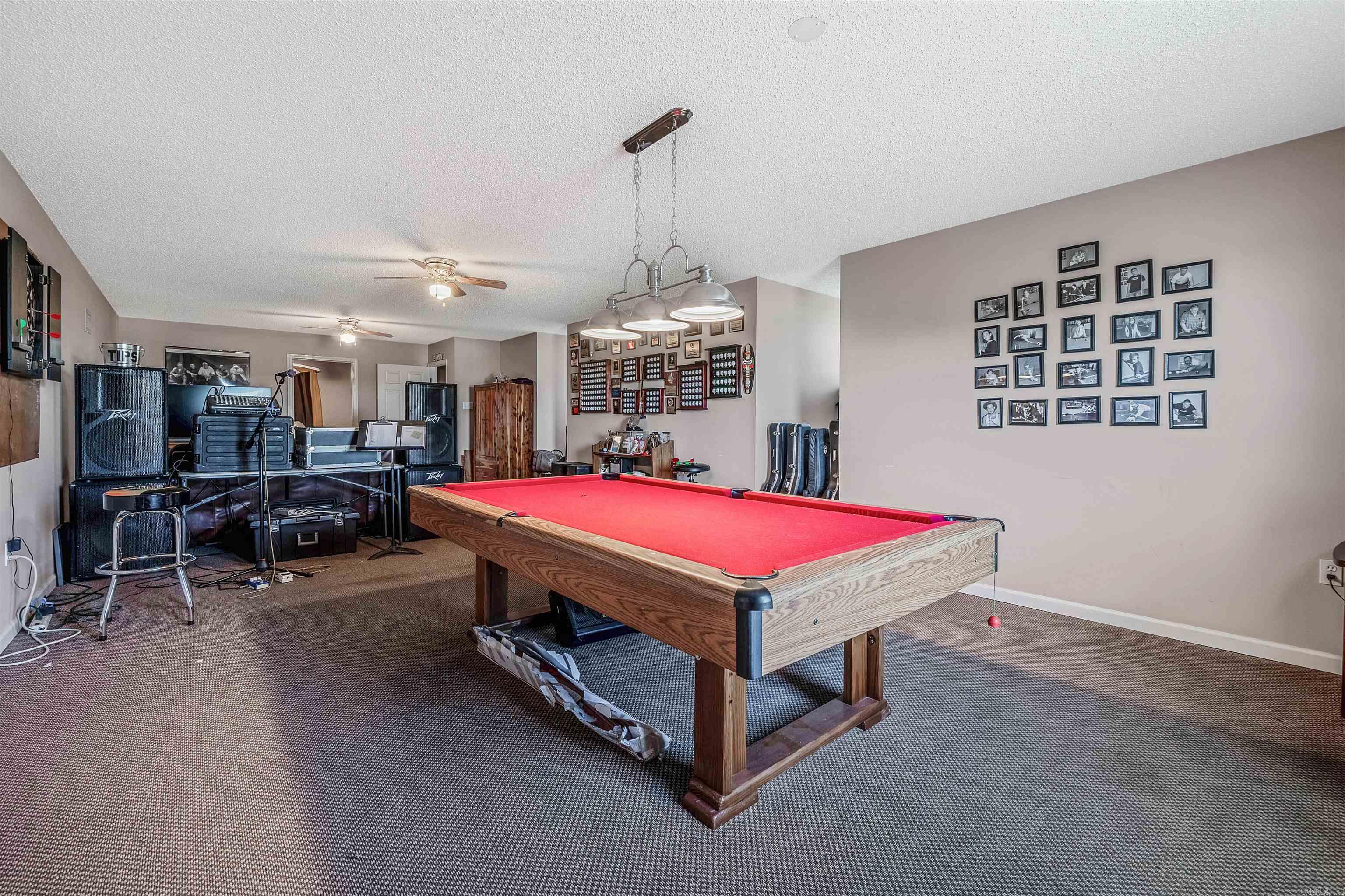 WHITE TAIL ACRES - Residential