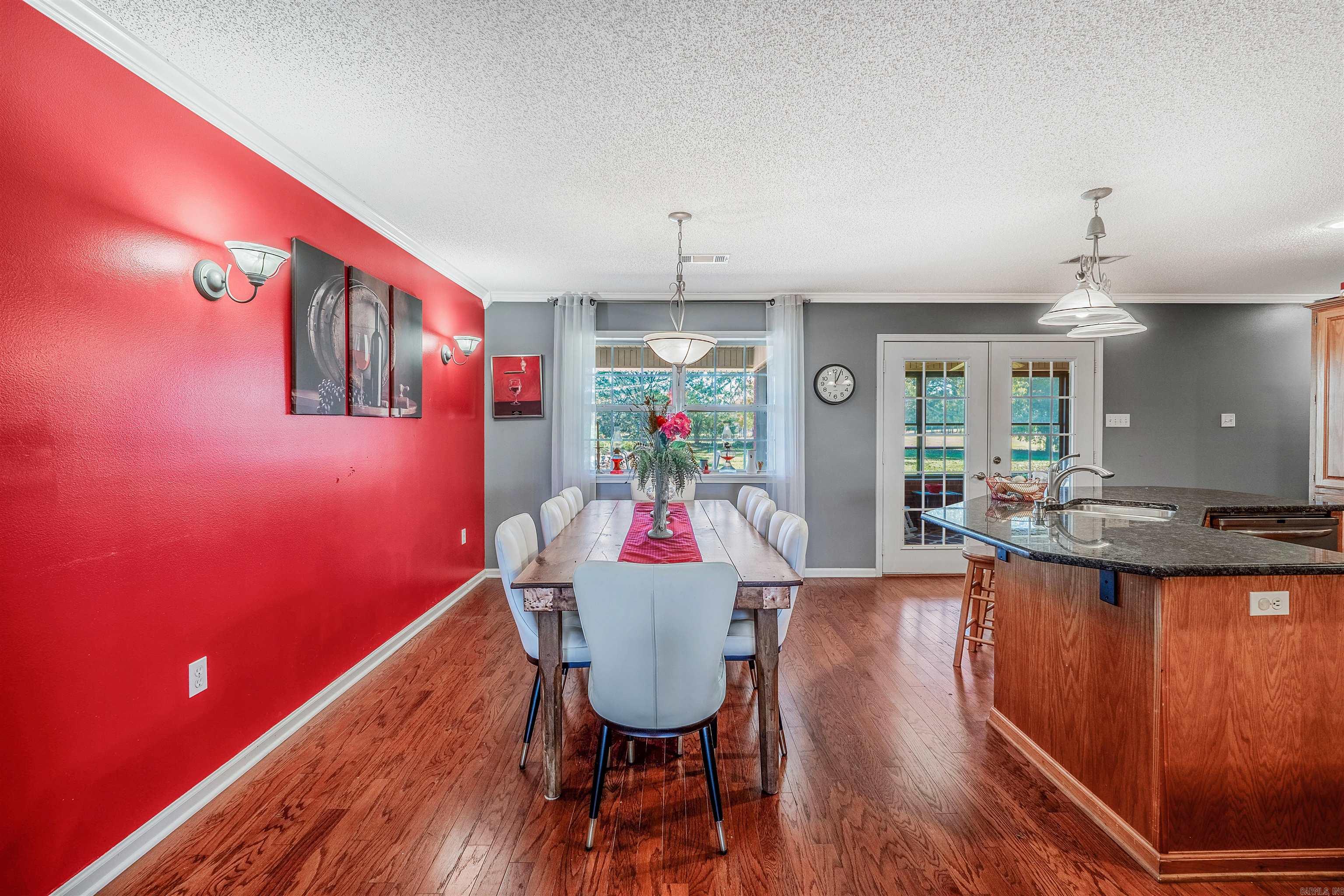 WHITE TAIL ACRES - Residential