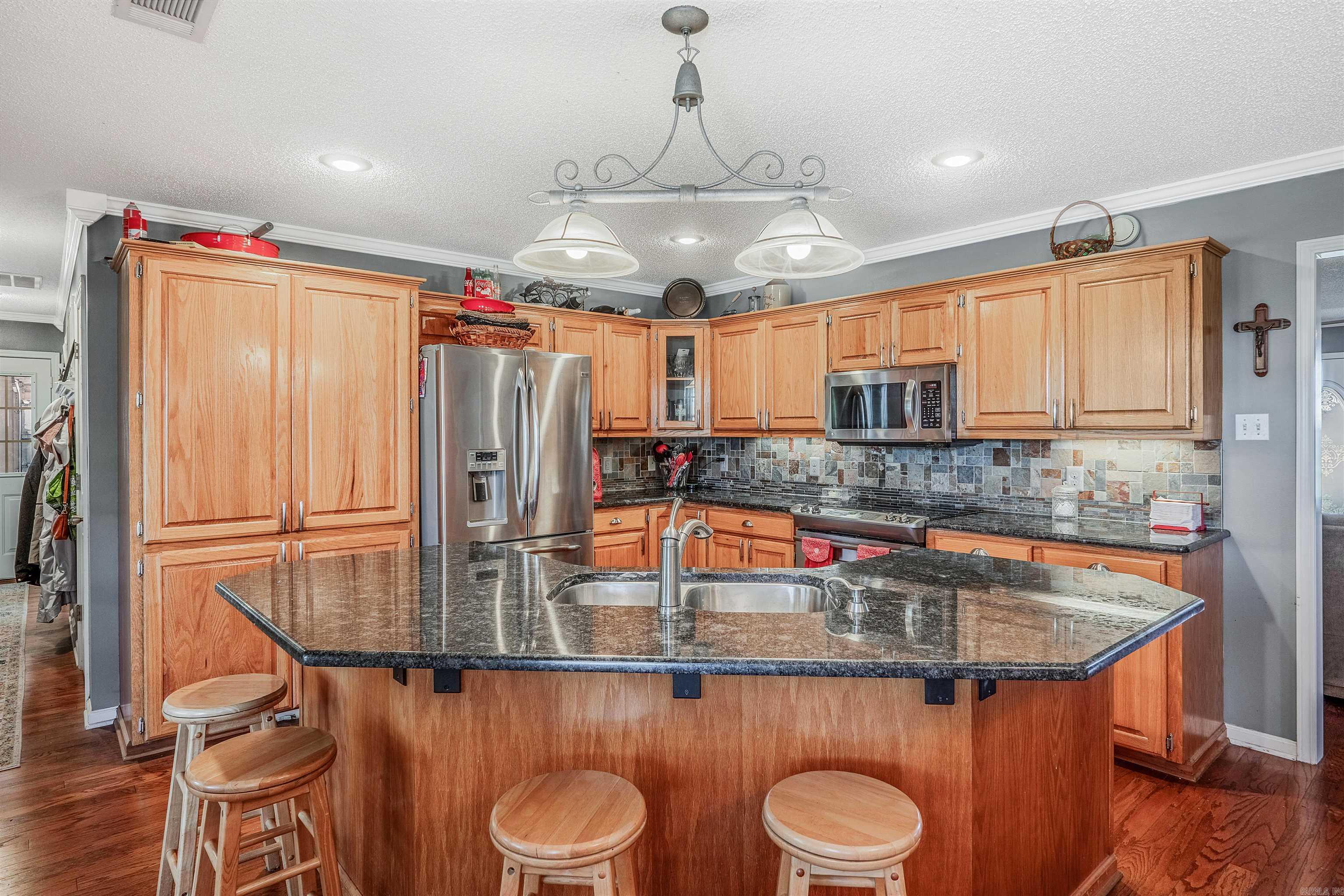 WHITE TAIL ACRES - Residential