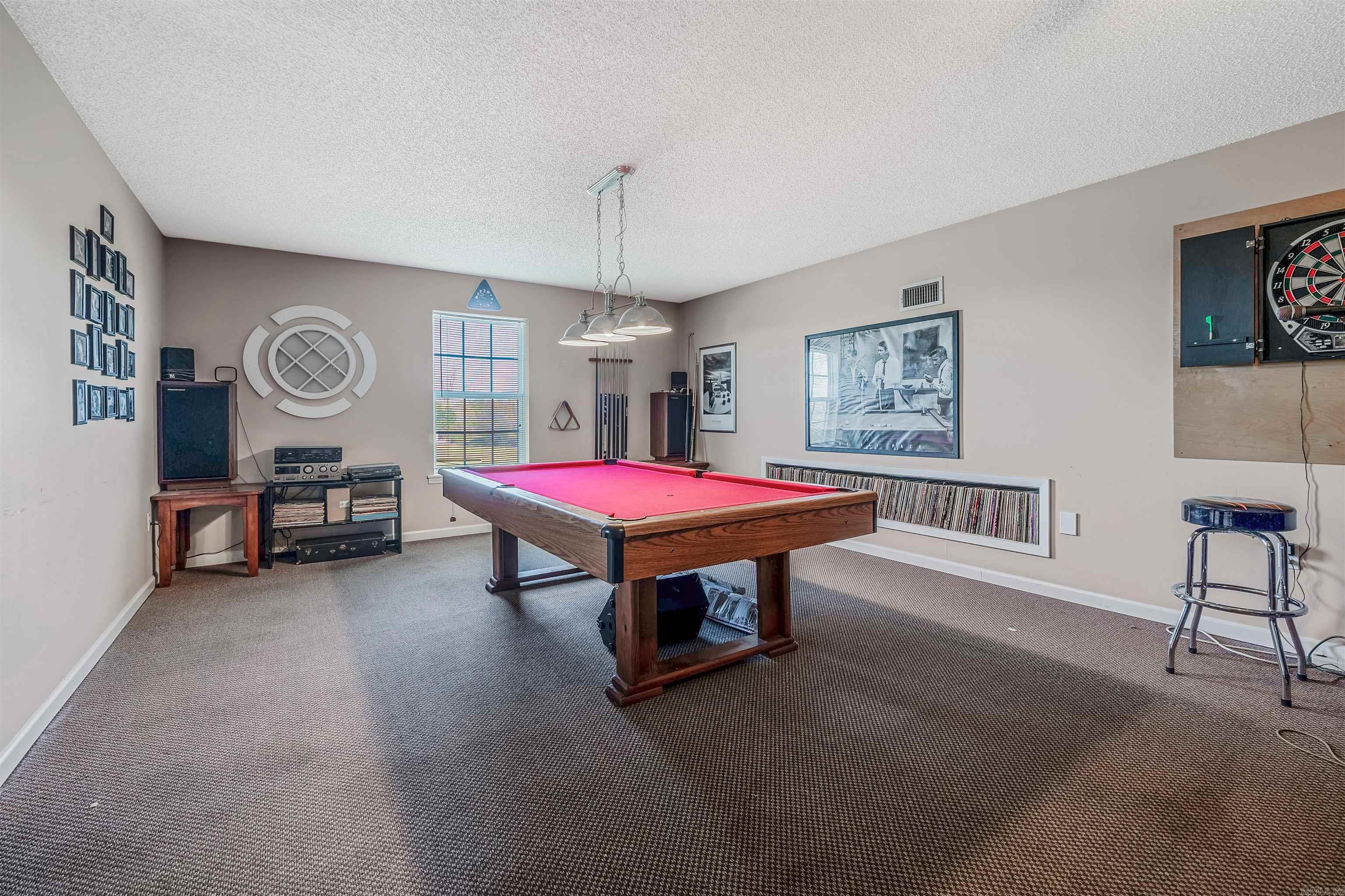 WHITE TAIL ACRES - Residential