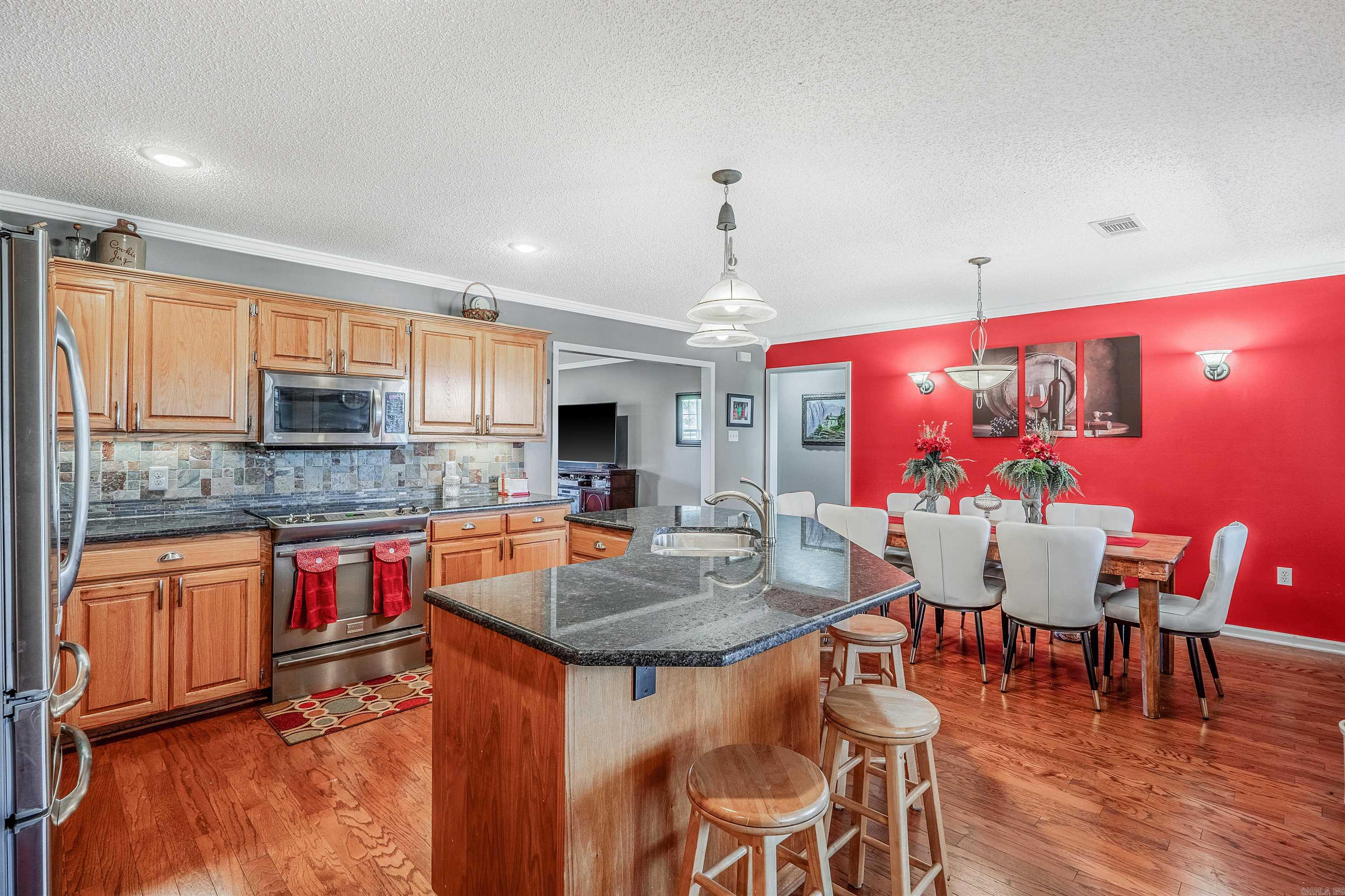 WHITE TAIL ACRES - Residential