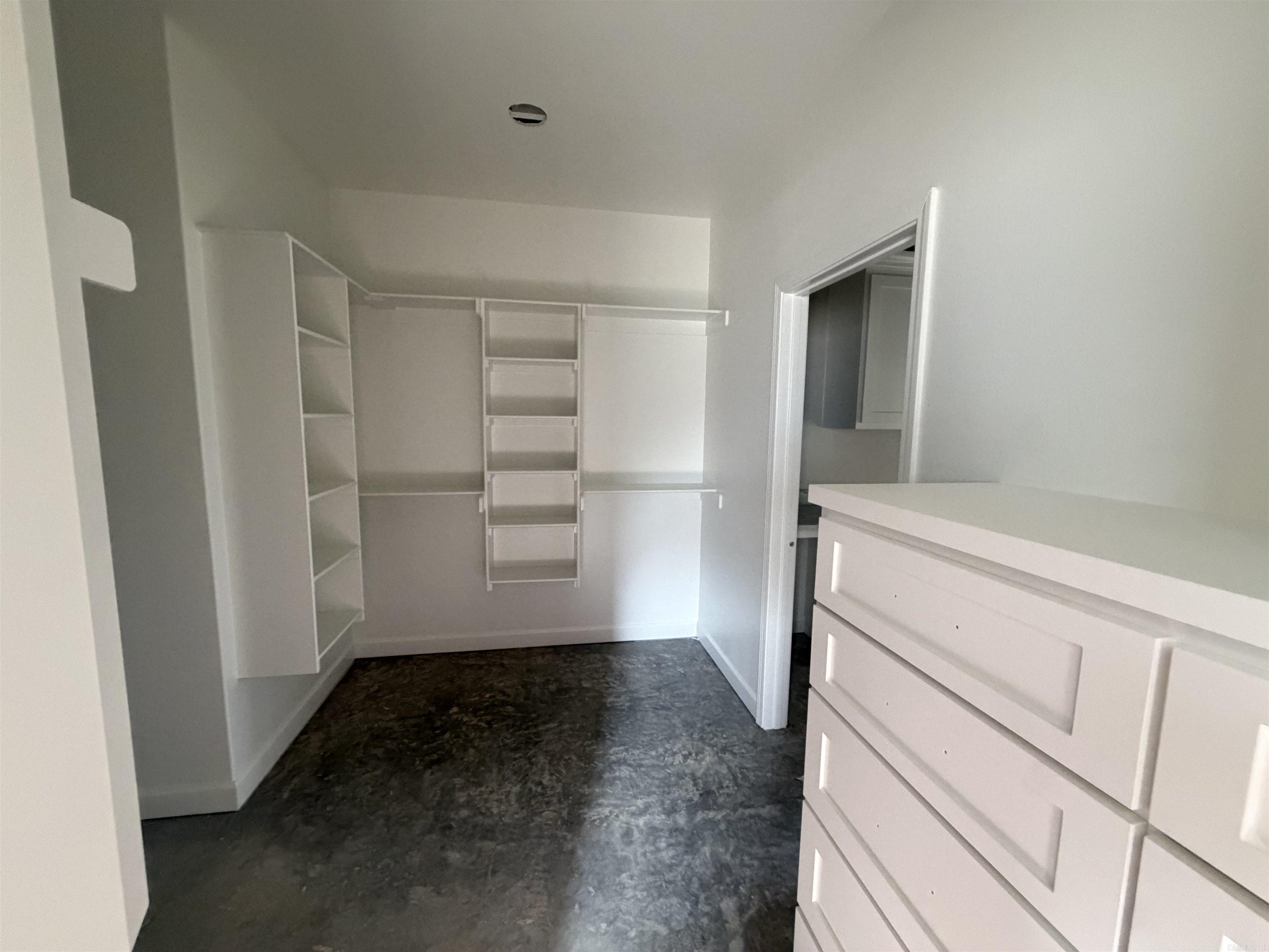 STONEYBROOK - Residential