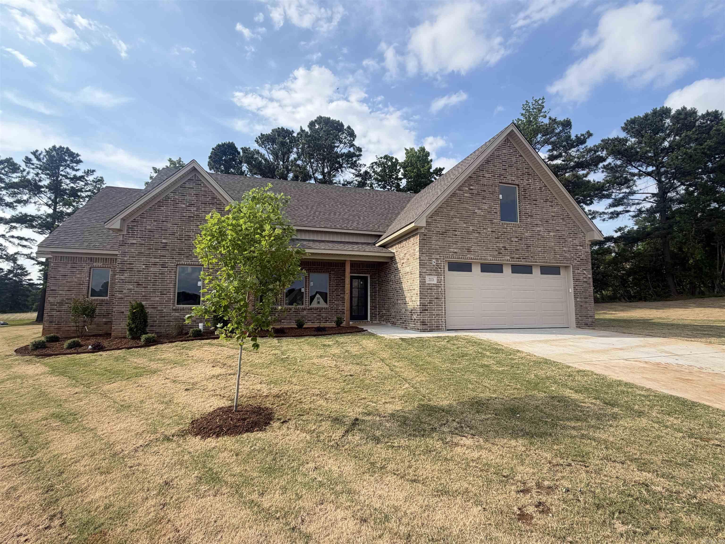 STONEYBROOK - Residential