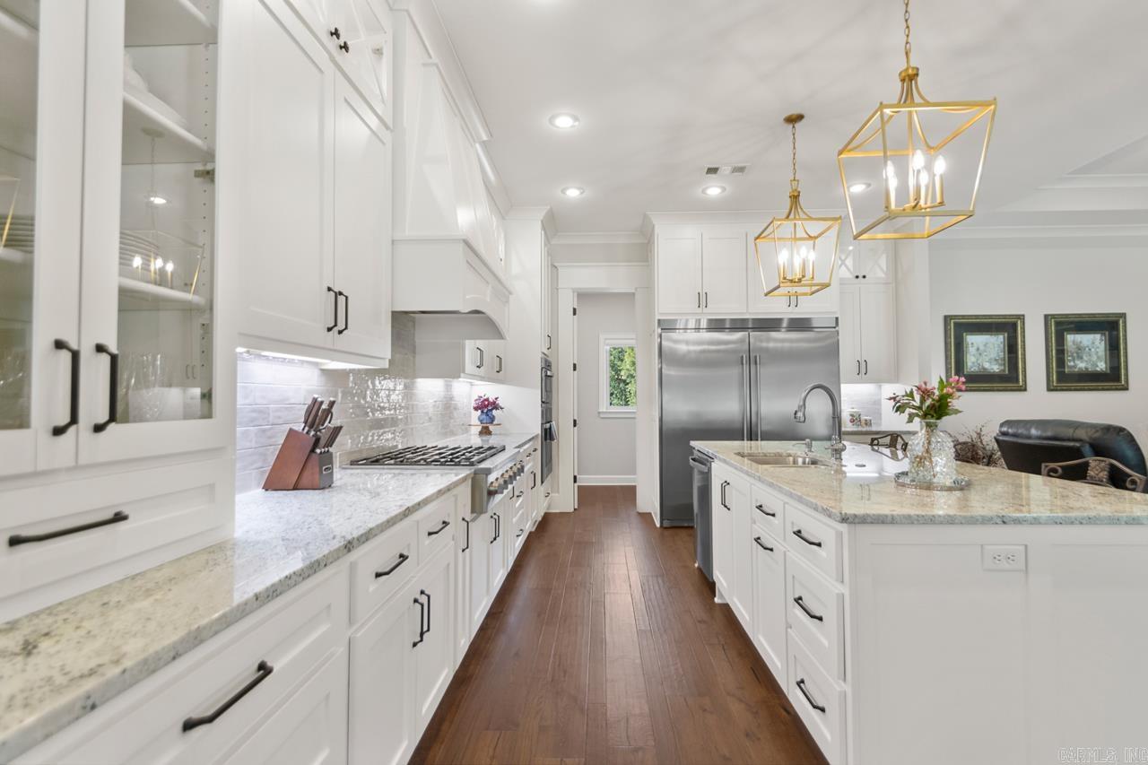 HILLCREST ESTATES - Residential
