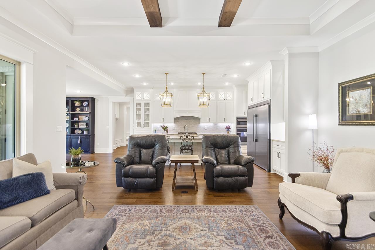 HILLCREST ESTATES - Residential