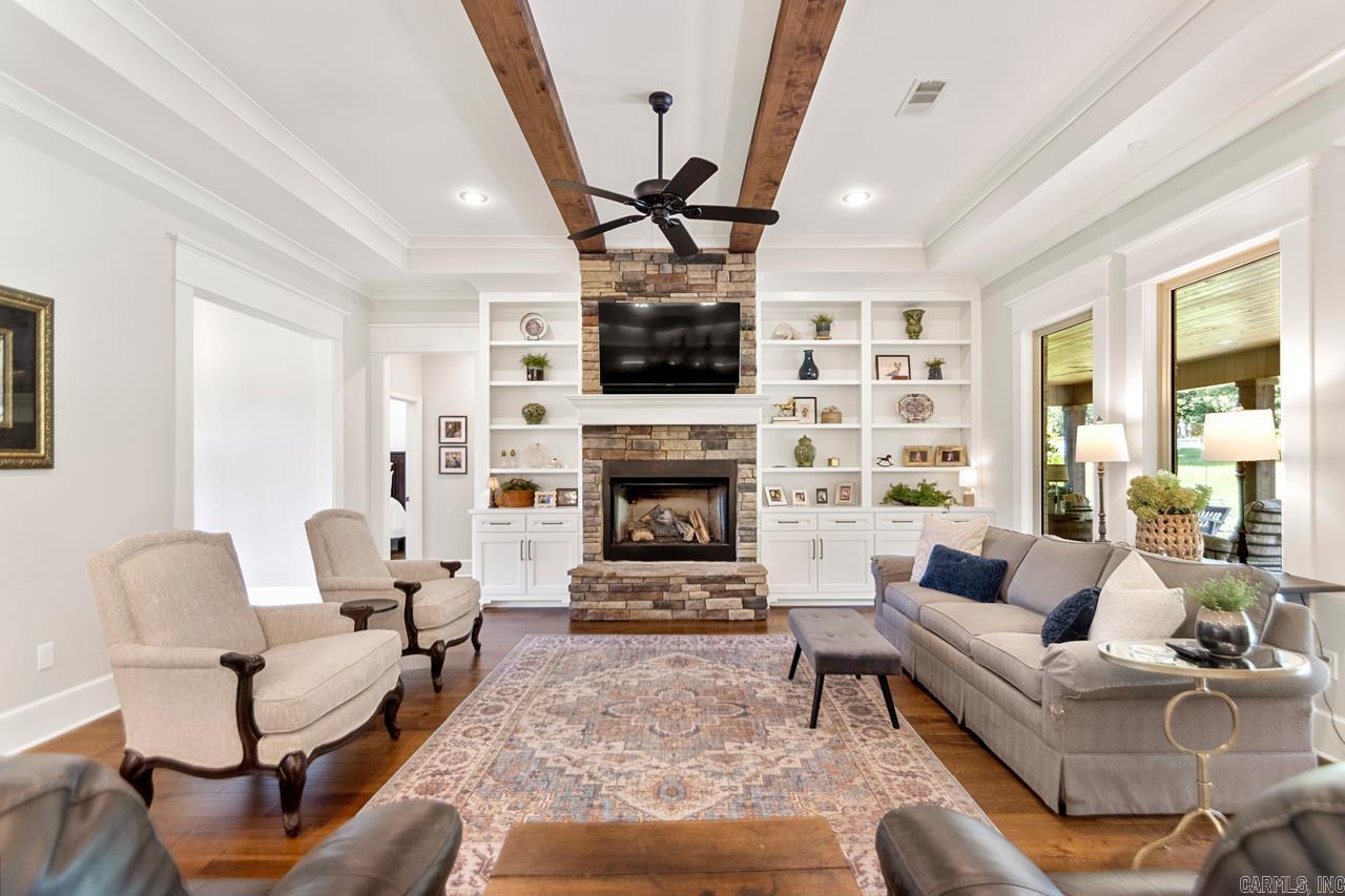 HILLCREST ESTATES - Residential