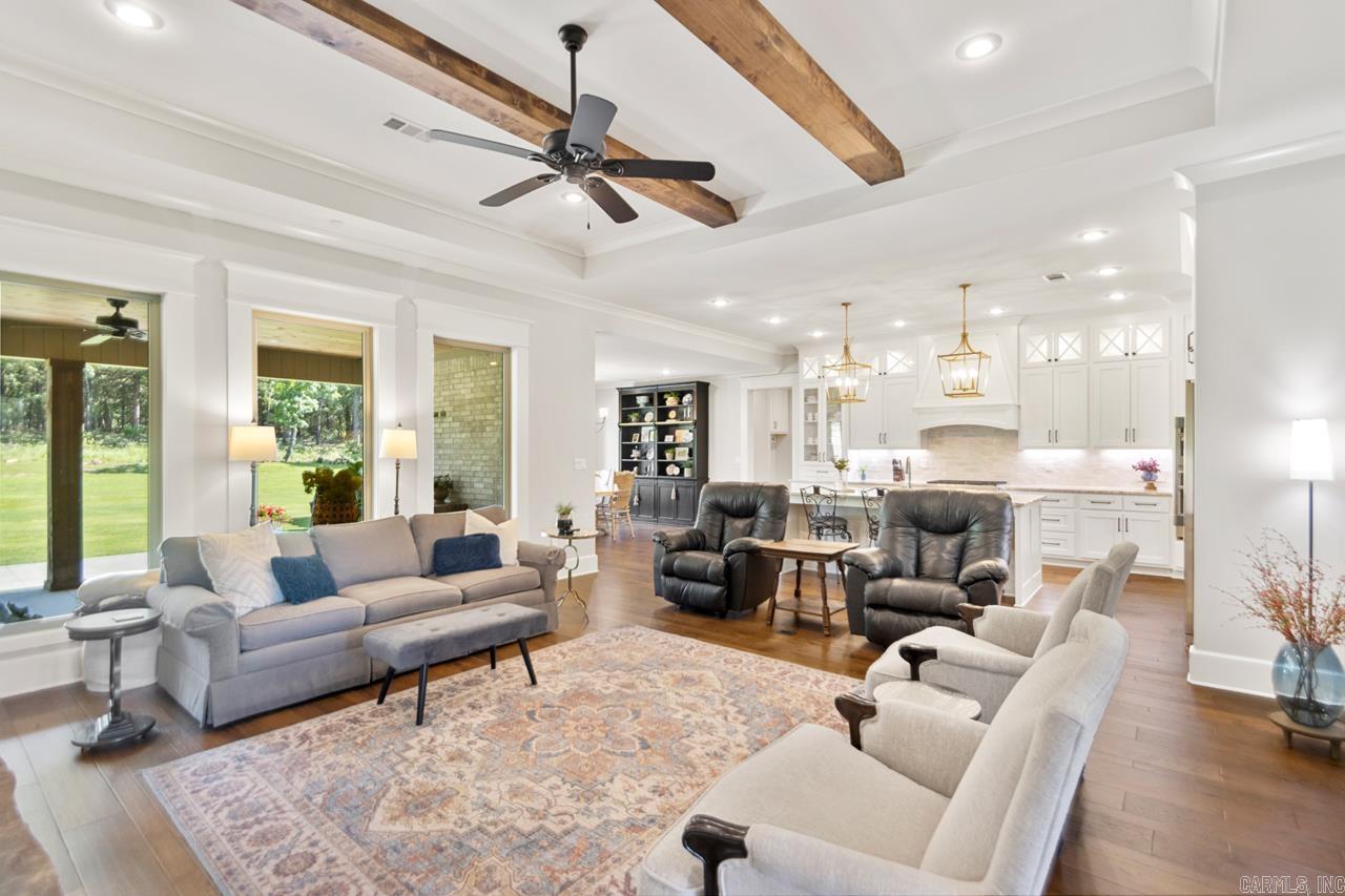 HILLCREST ESTATES - Residential
