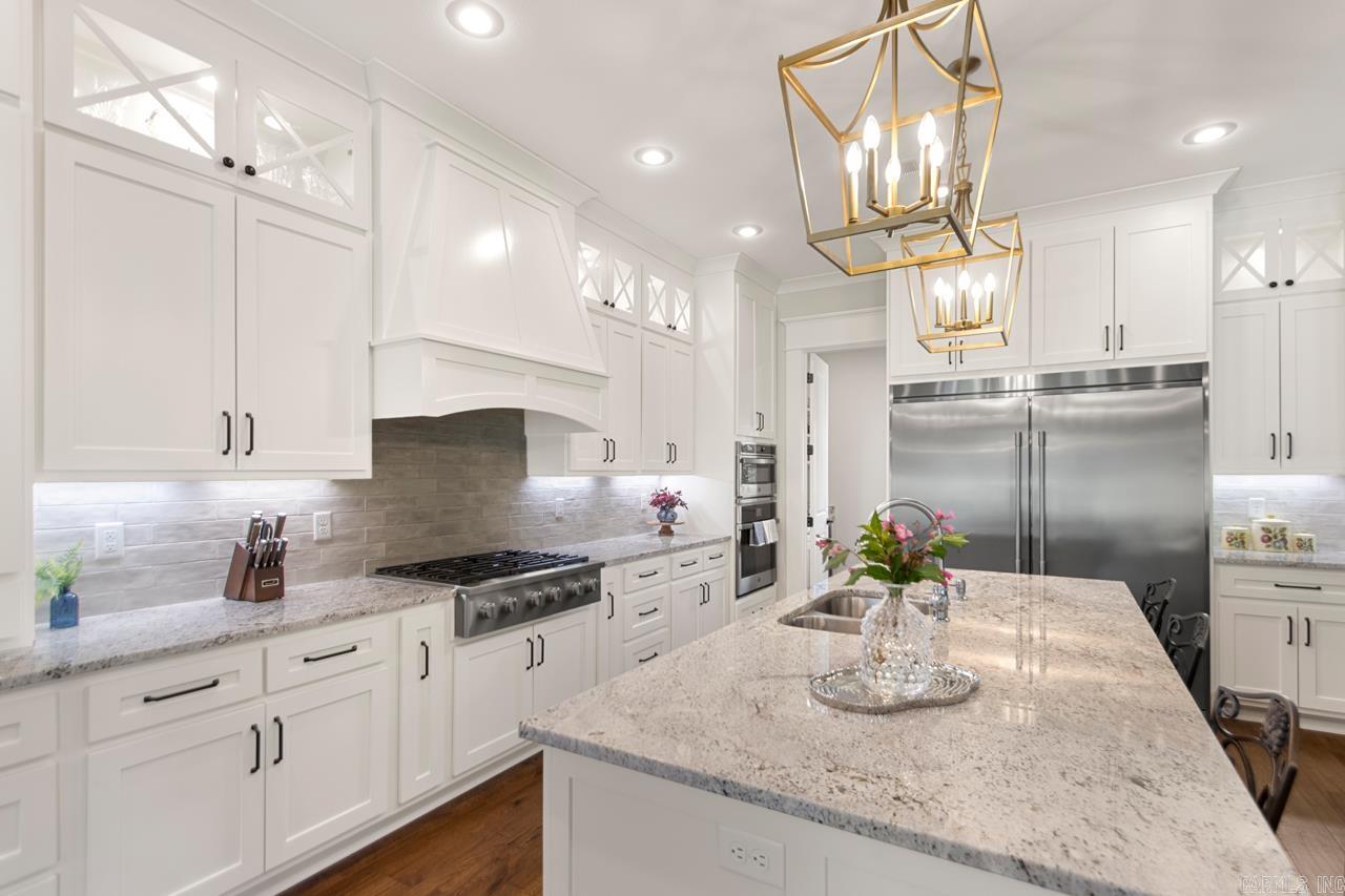 HILLCREST ESTATES - Residential