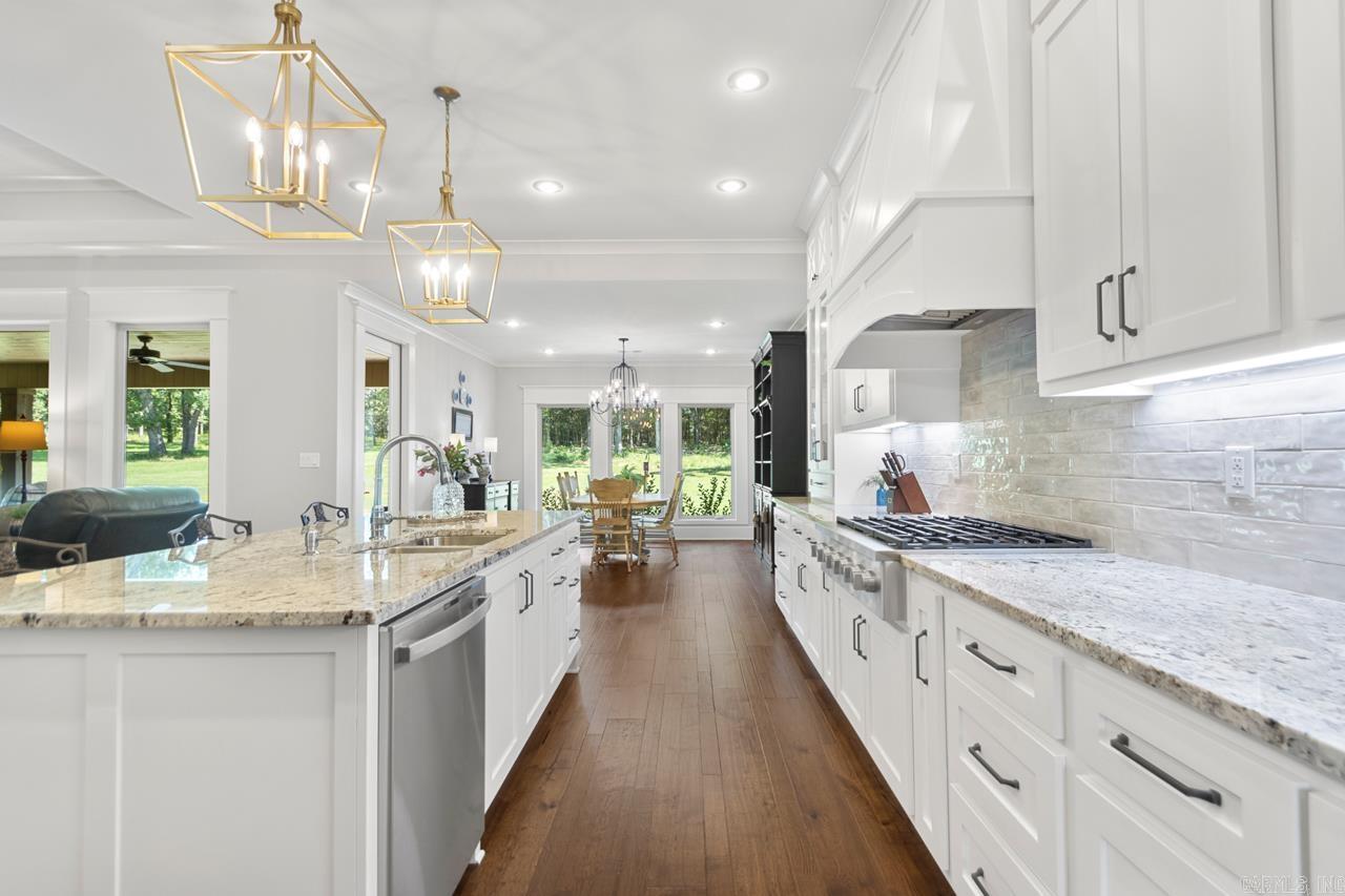 HILLCREST ESTATES - Residential
