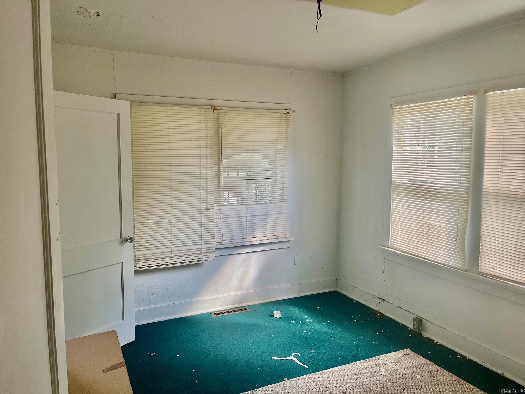 Oak Lawn - Residential