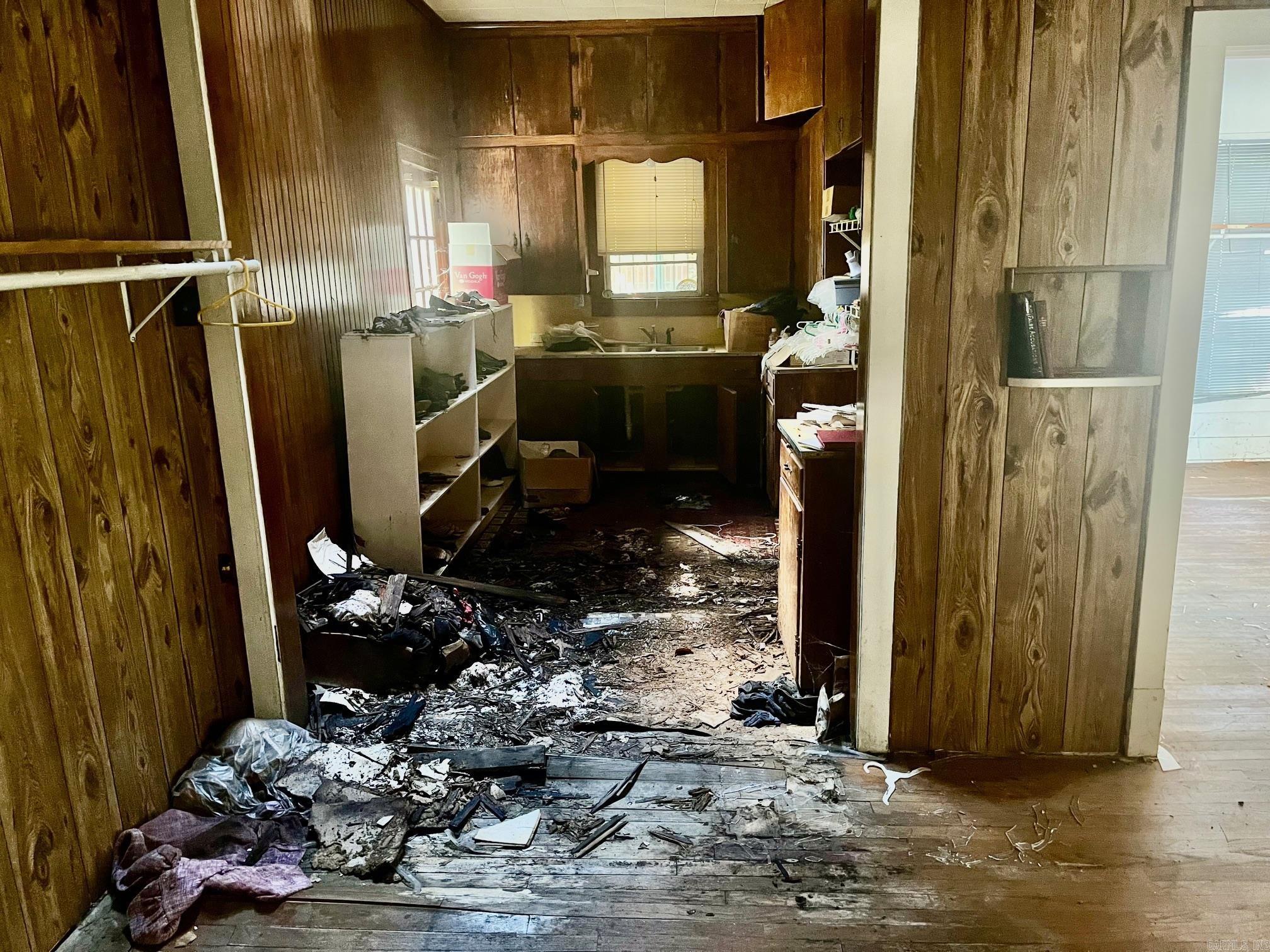 Oak Lawn - Residential