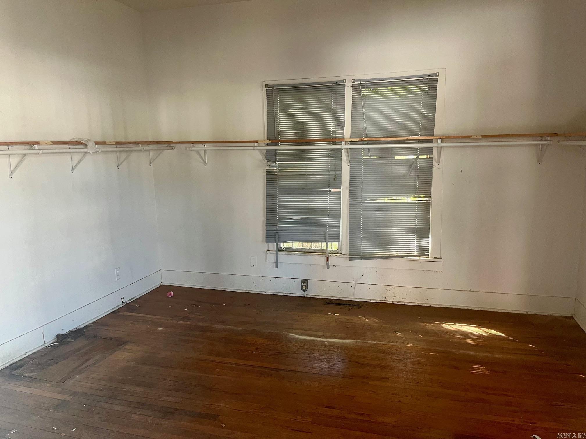 Oak Lawn - Residential