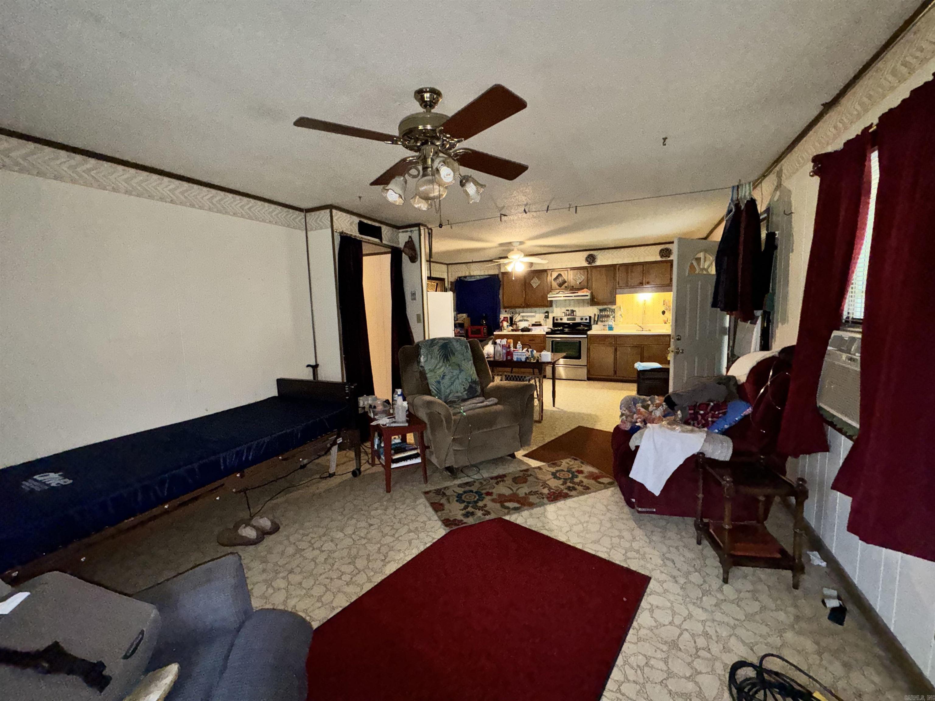 PLEASANT HOMES ADDN - Residential