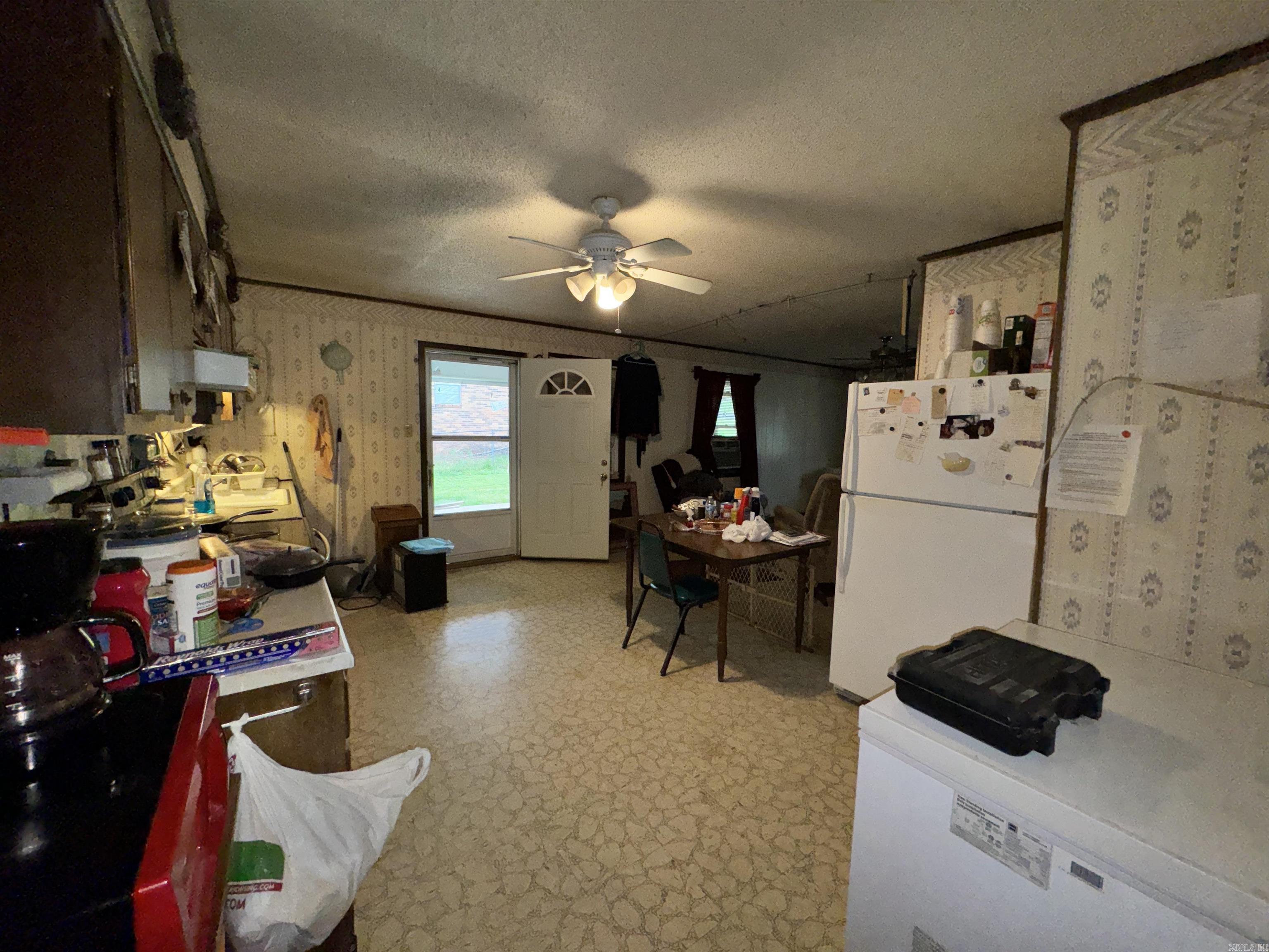 PLEASANT HOMES ADDN - Residential