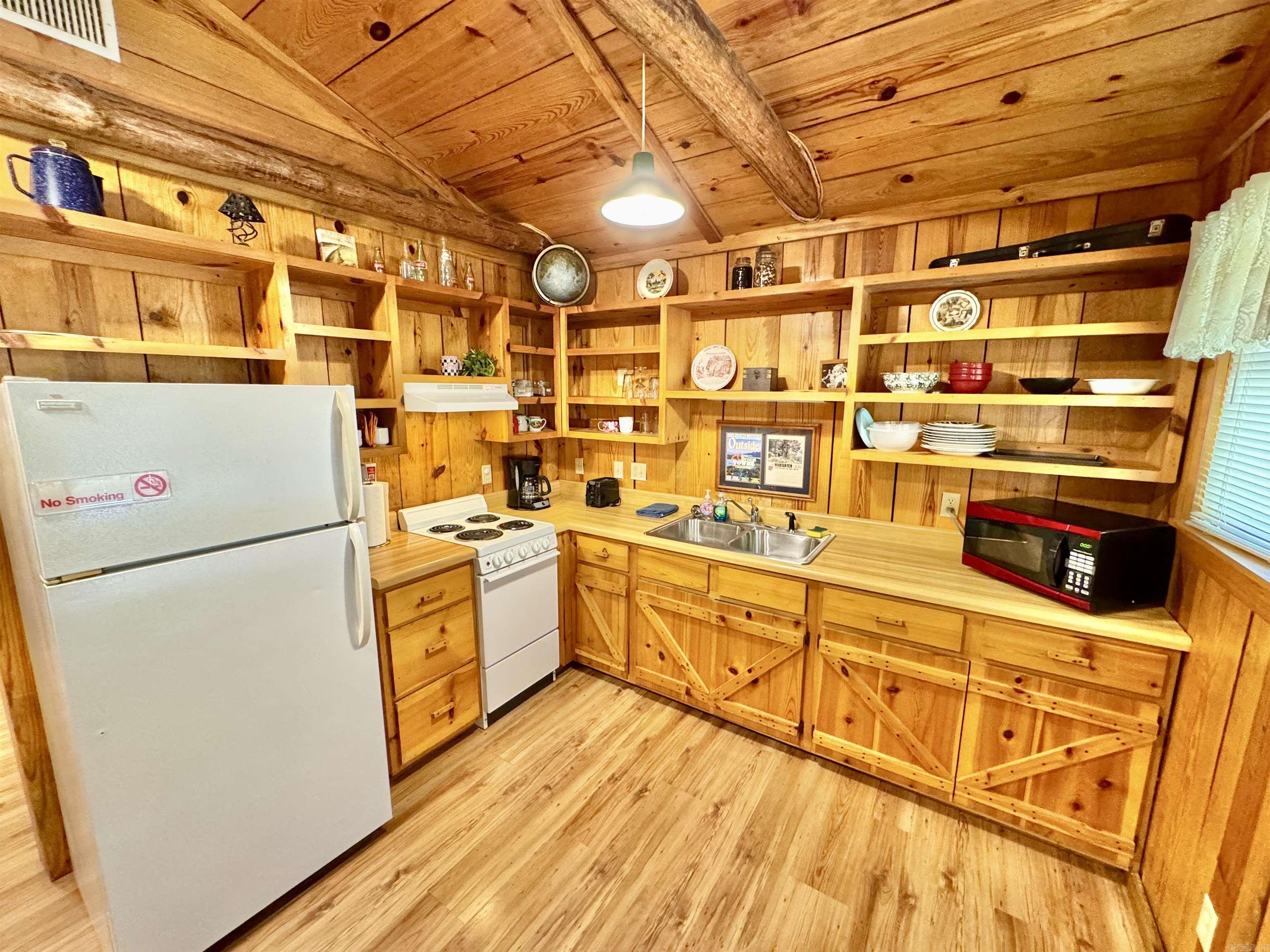 WHITEWATER - Commercial Sale