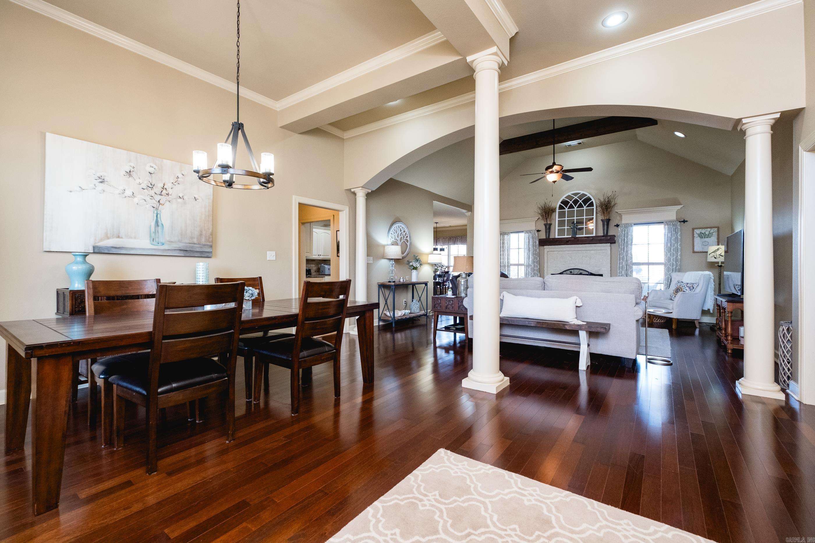 CHENAL VALLEY EPERNAY PLACE - Residential