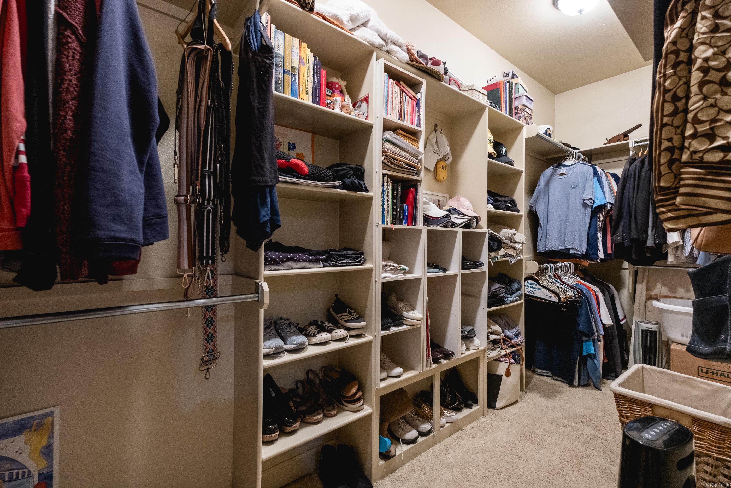 CHENAL VALLEY EPERNAY PLACE - Residential