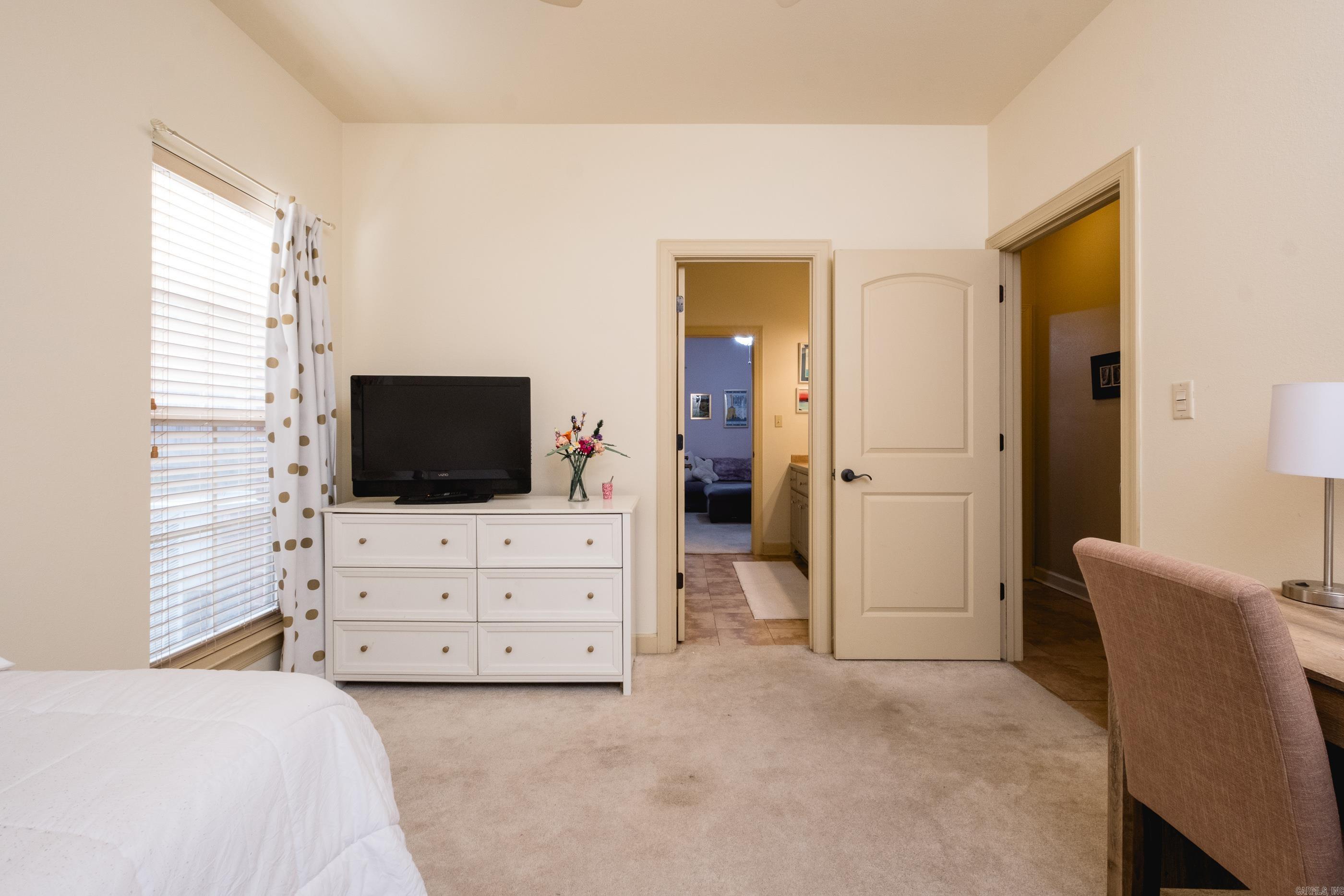 CHENAL VALLEY EPERNAY PLACE - Residential