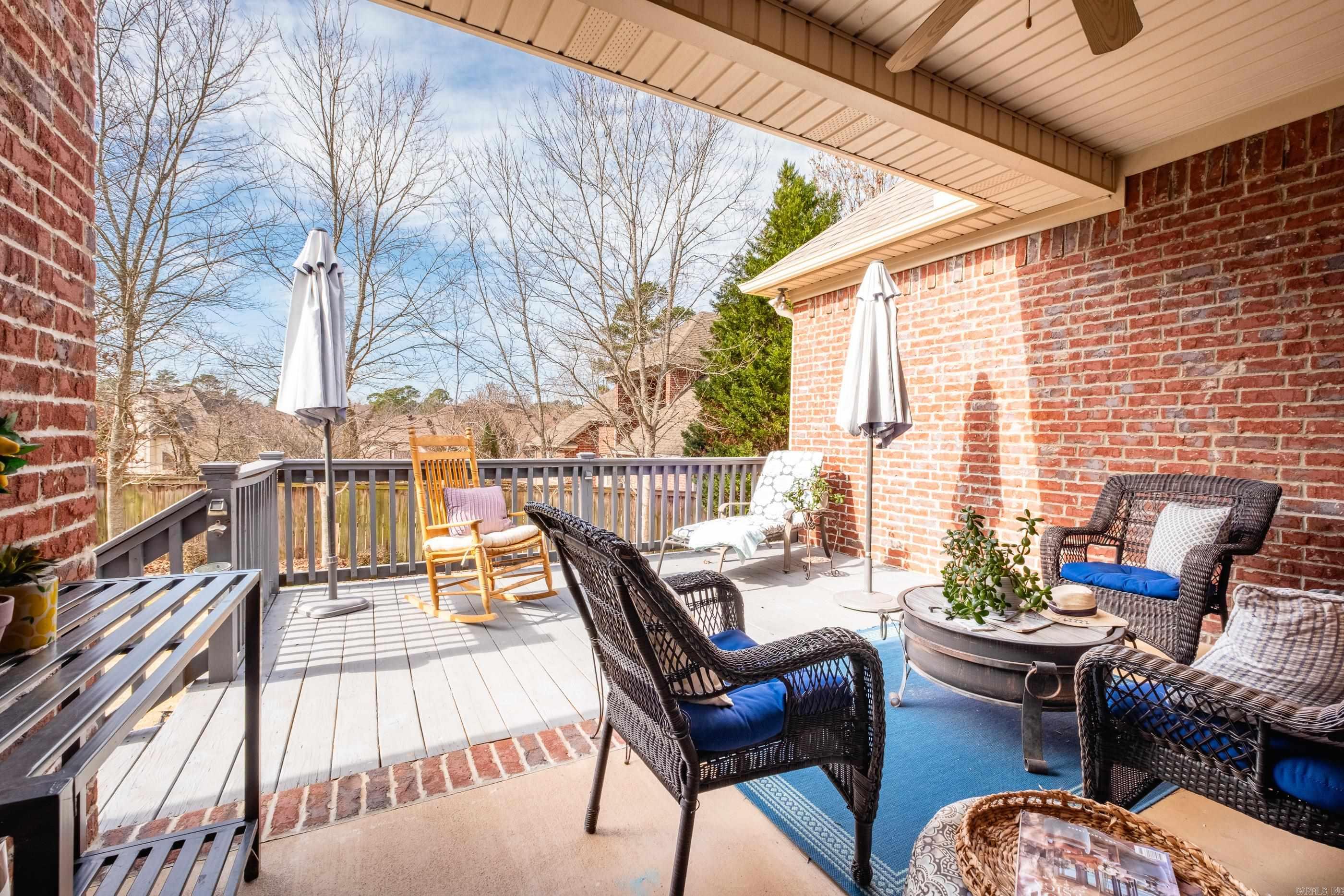 CHENAL VALLEY EPERNAY PLACE - Residential