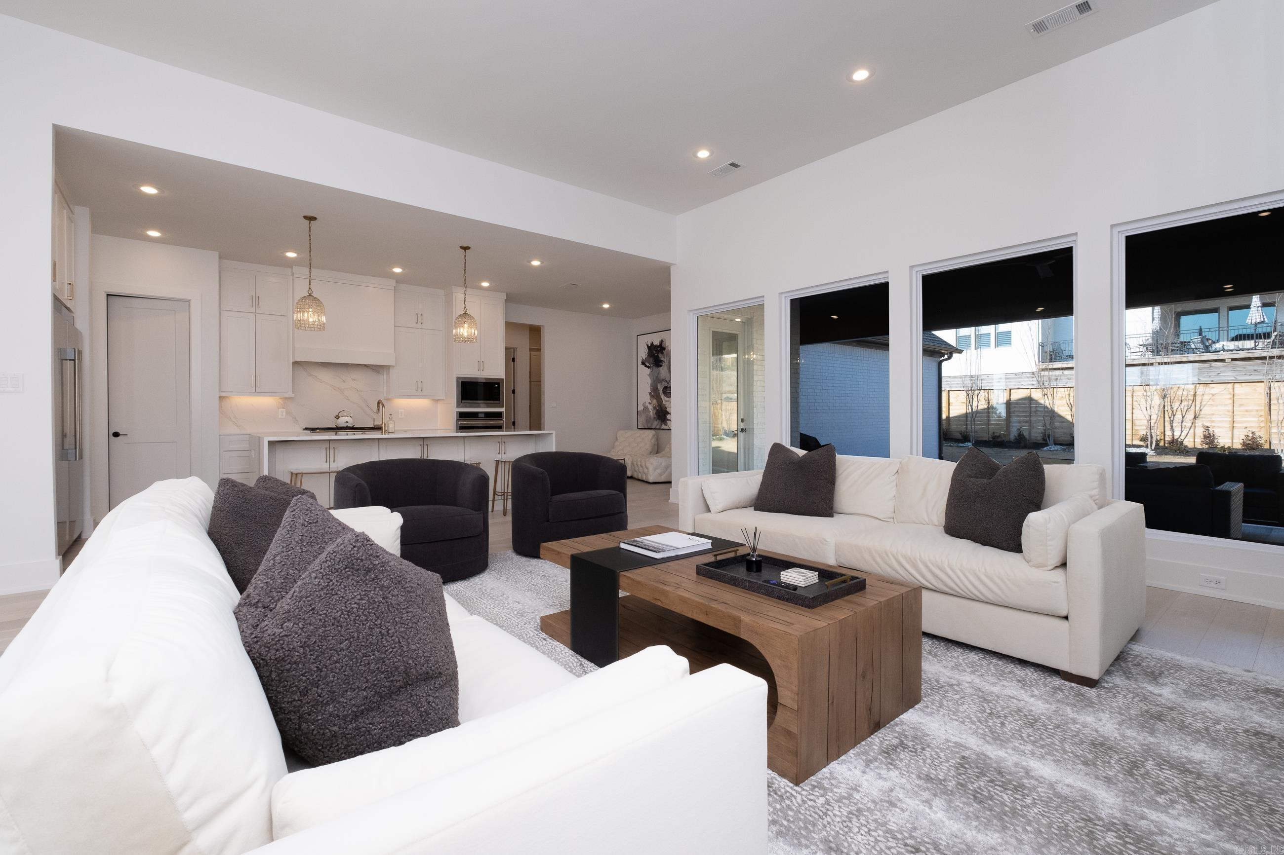 CHENAL VALLEY "FALSTONE COURT" - Residential