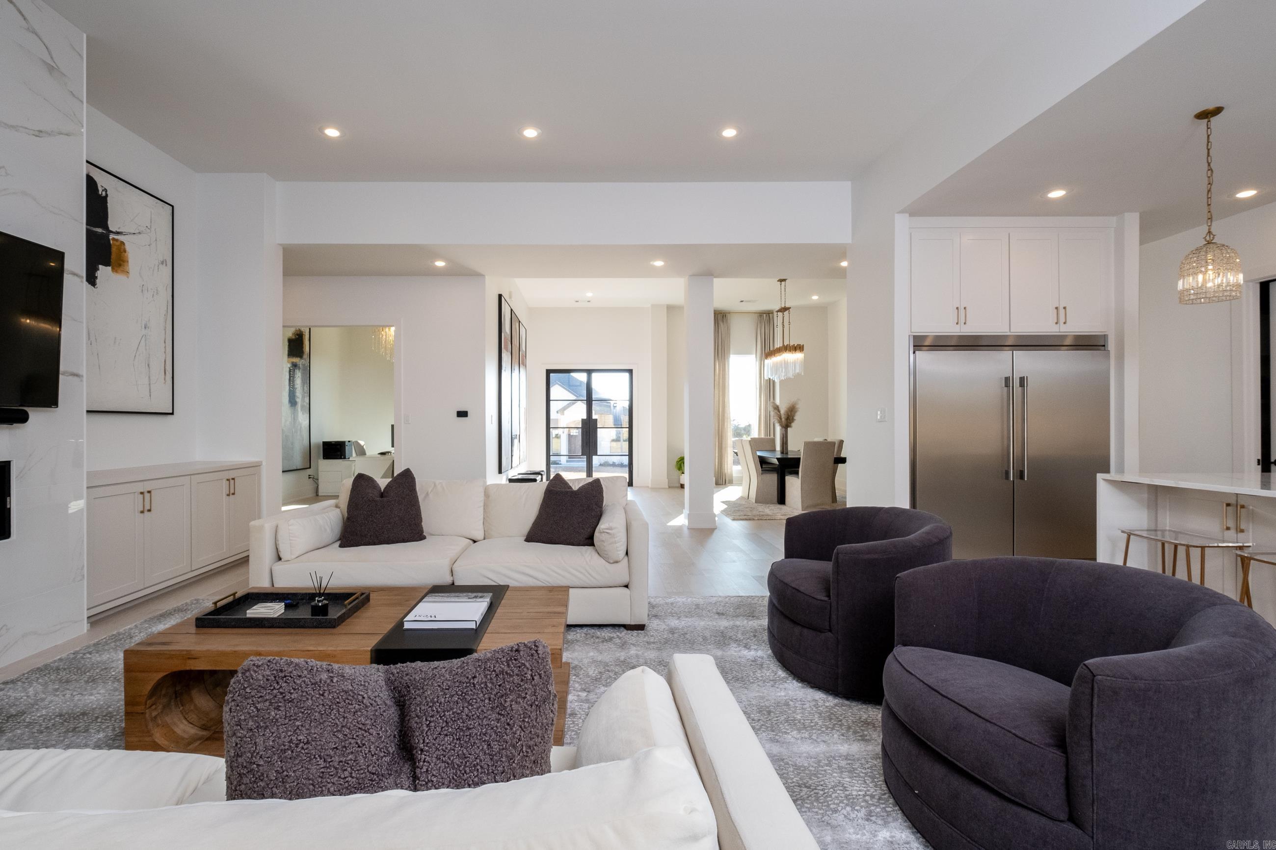 CHENAL VALLEY "FALSTONE COURT" - Residential