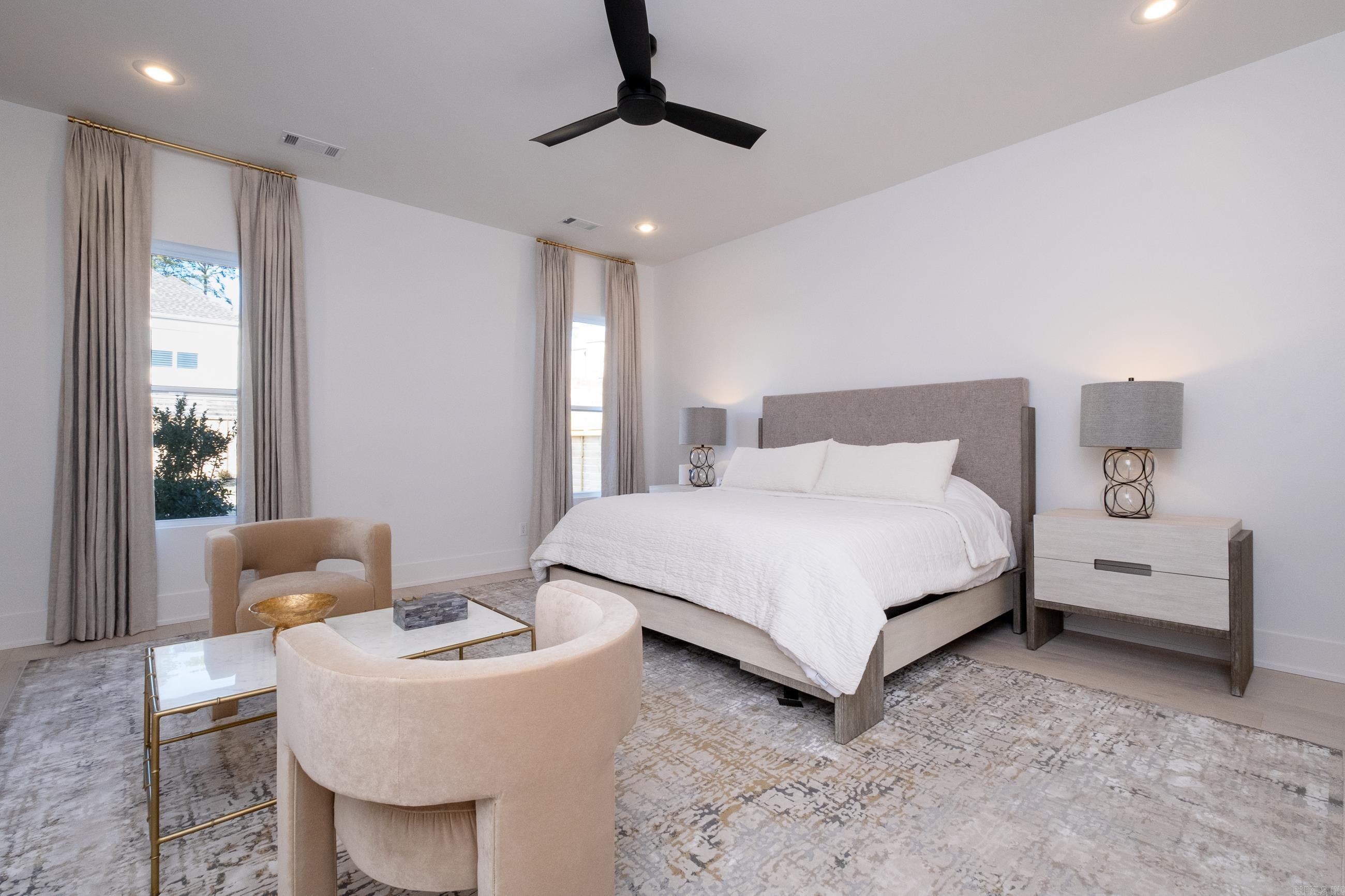 CHENAL VALLEY "FALSTONE COURT" - Residential