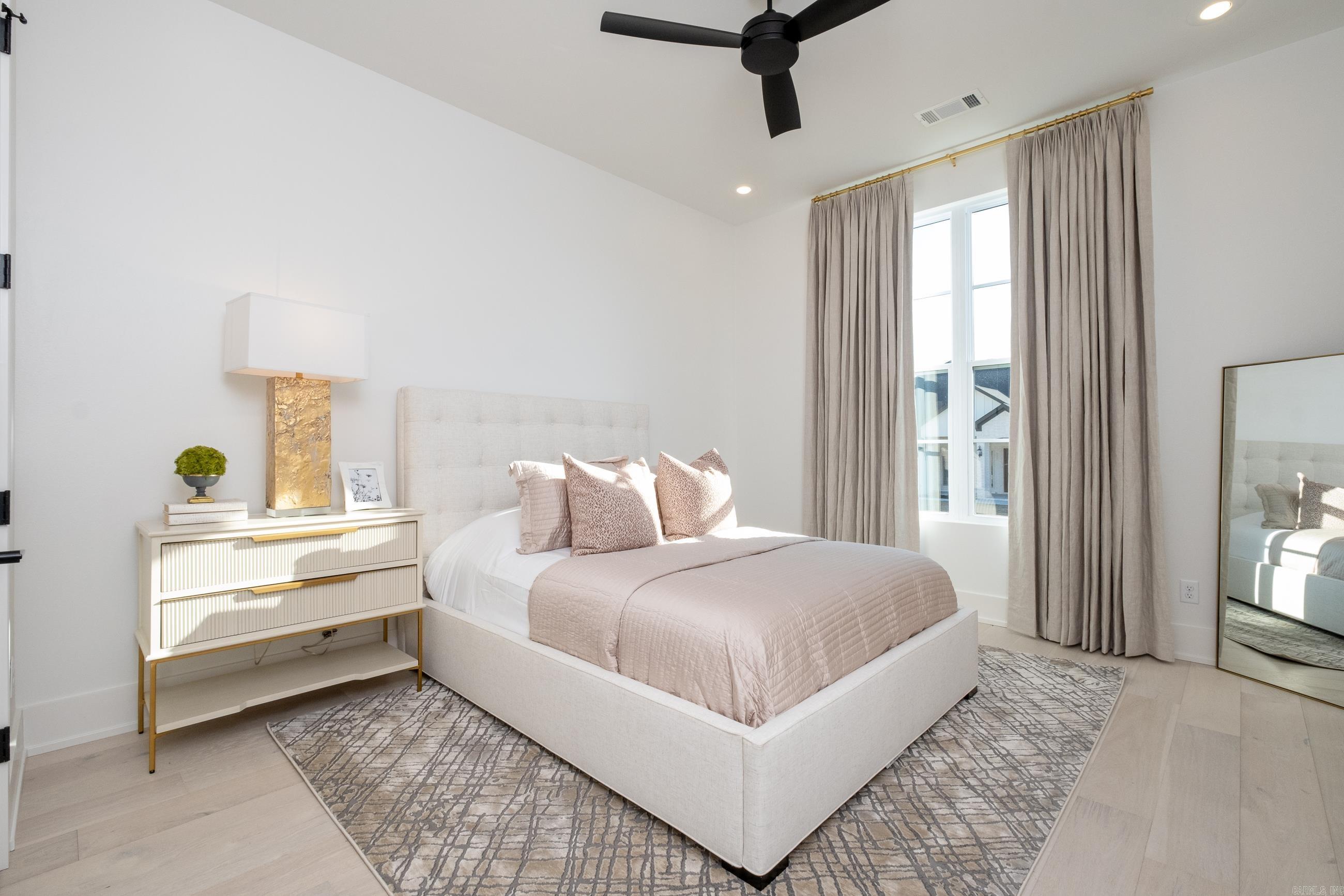 CHENAL VALLEY "FALSTONE COURT" - Residential