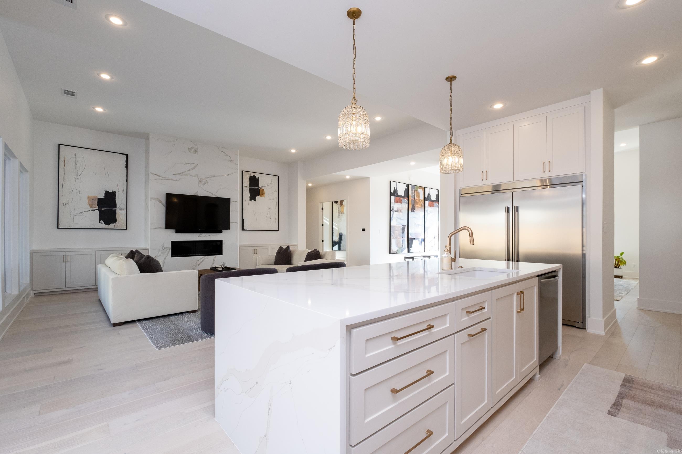 CHENAL VALLEY "FALSTONE COURT" - Residential