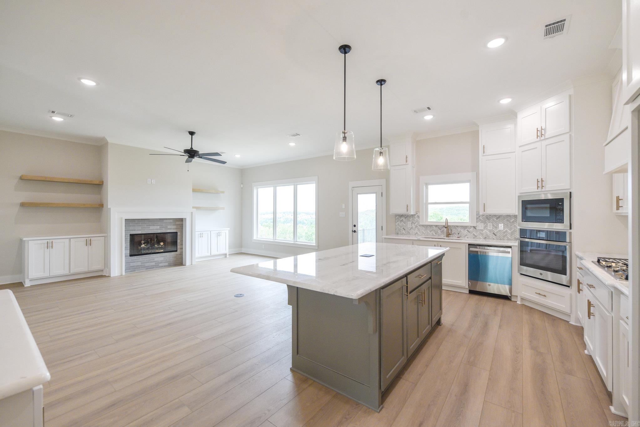 MAUMELLE VALLEY ESTATES - Residential
