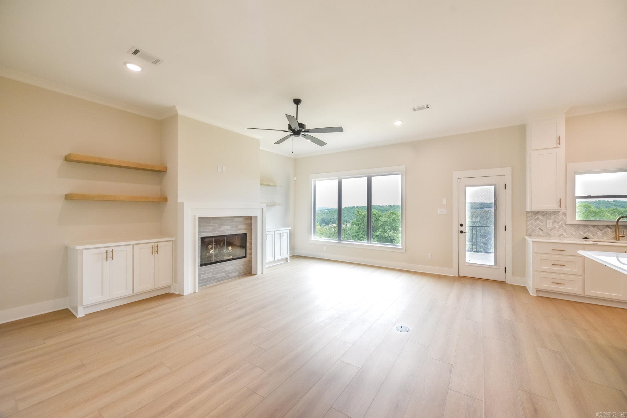 MAUMELLE VALLEY ESTATES - Residential
