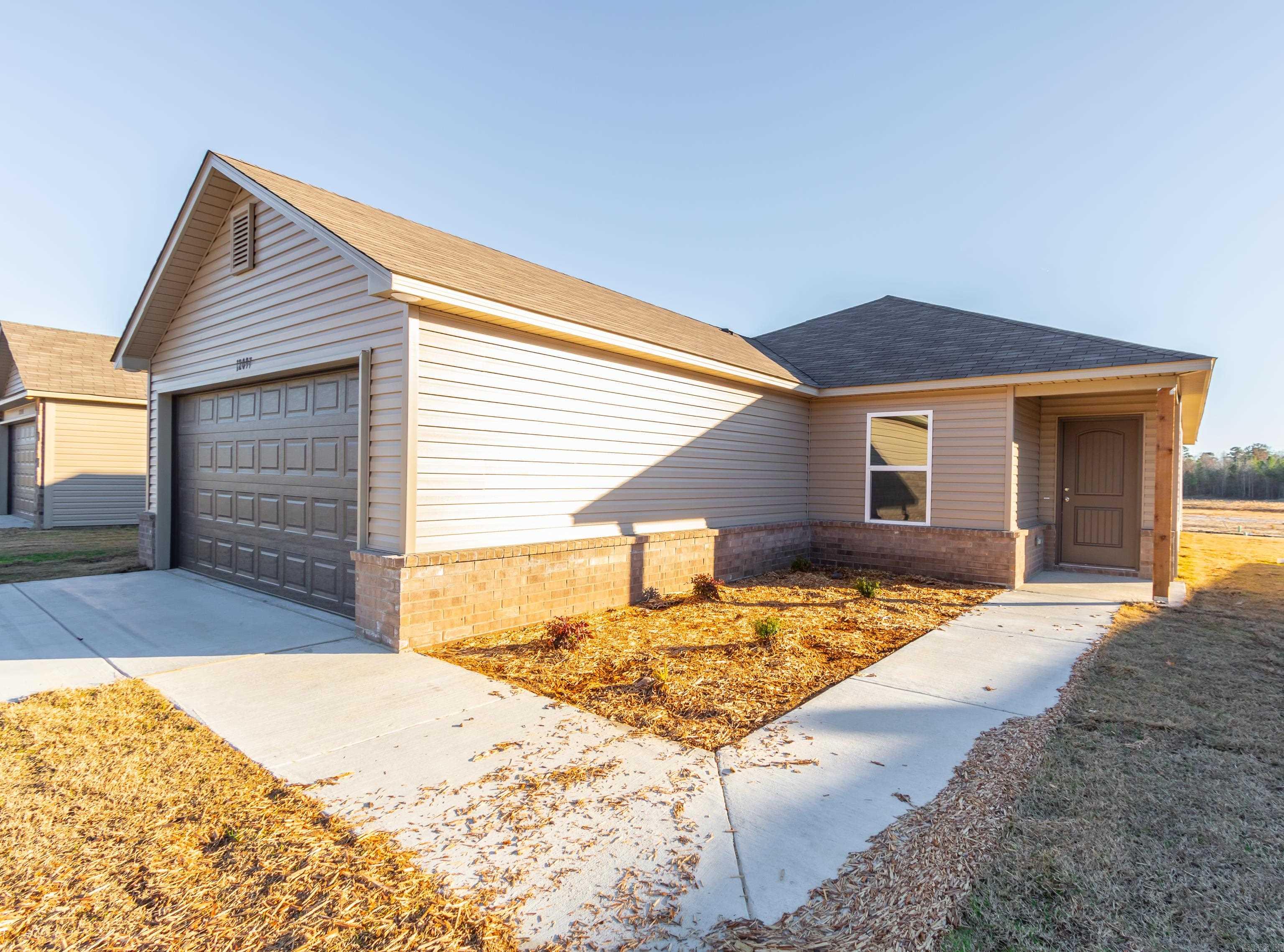 SPRINGLAKE TRAILS - Residential