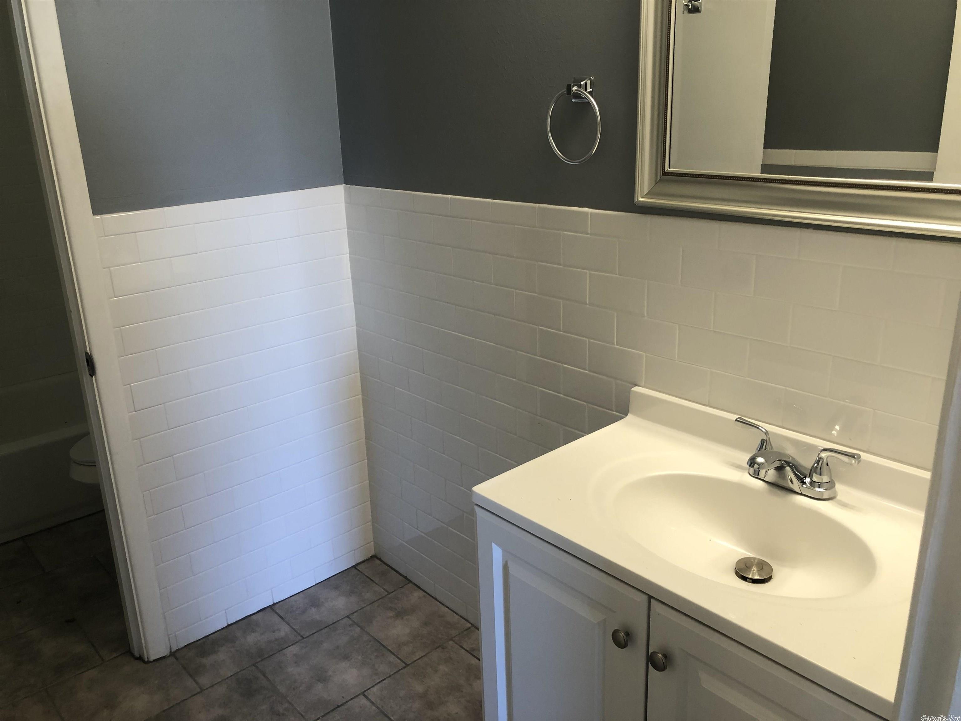 East Argenta Annex - Residential Lease