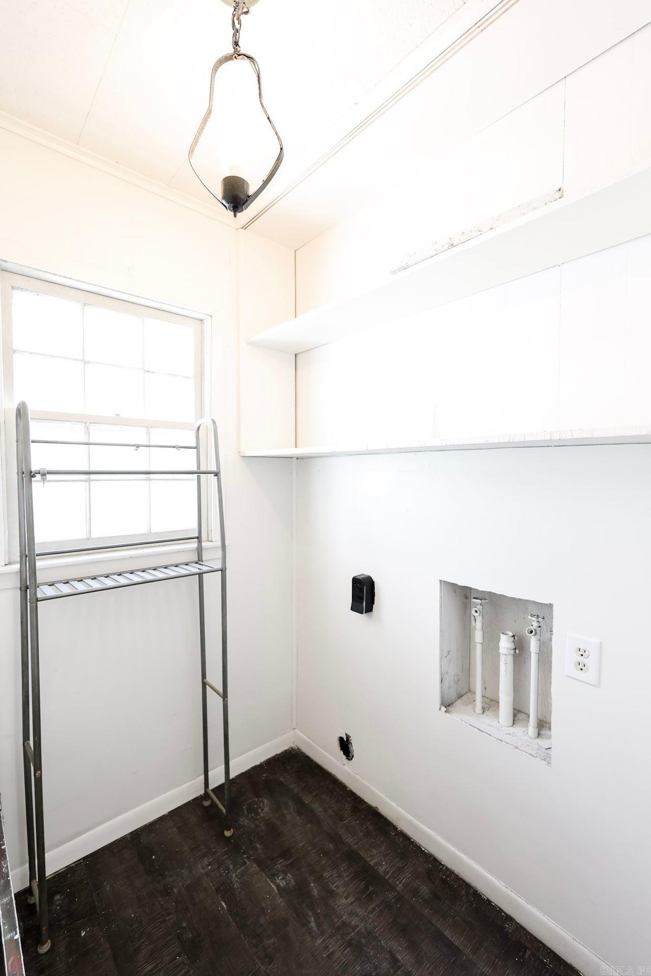 WEST PARKVIEW - Residential