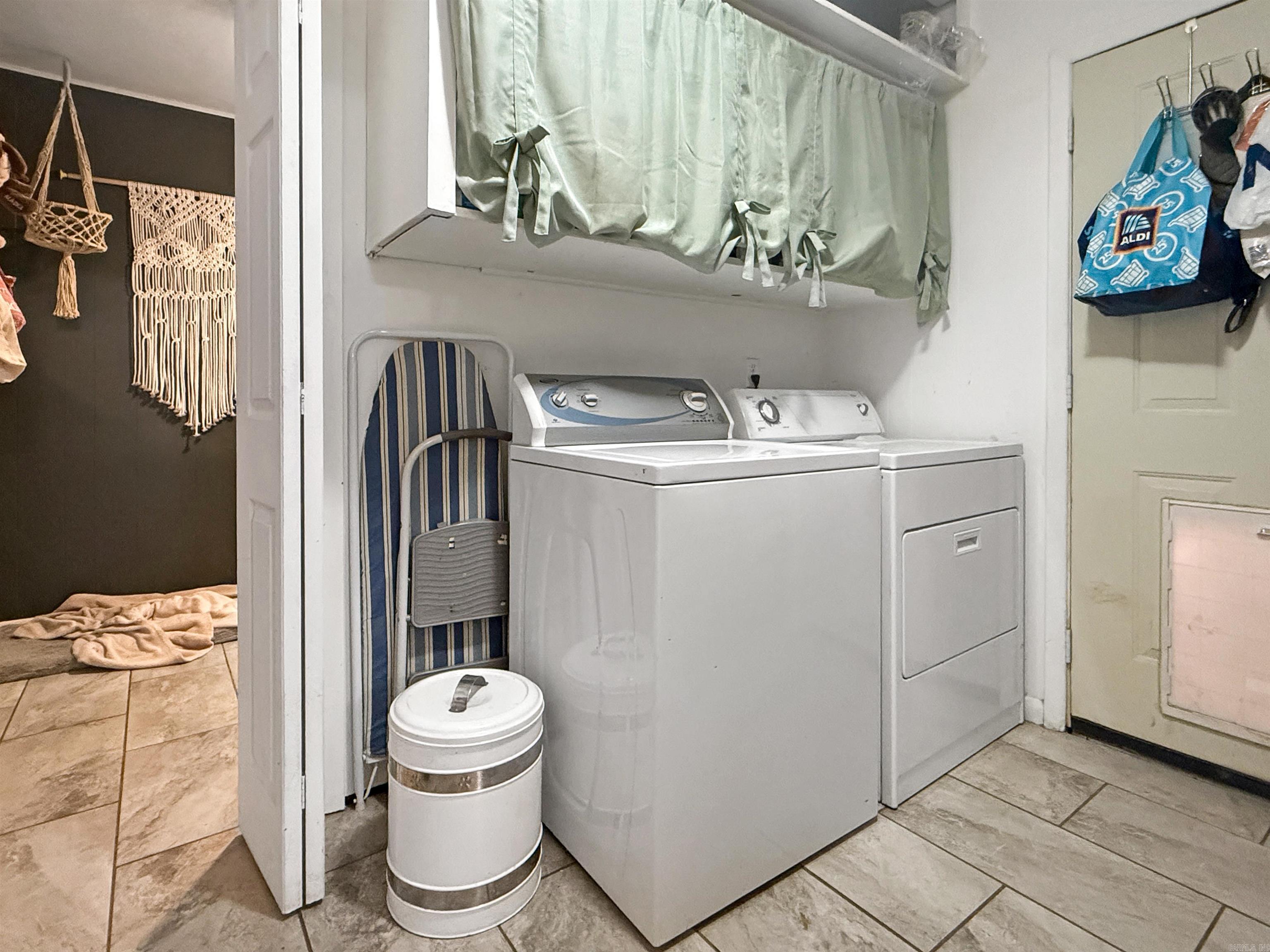 LAKEVIEW ACRES - Residential