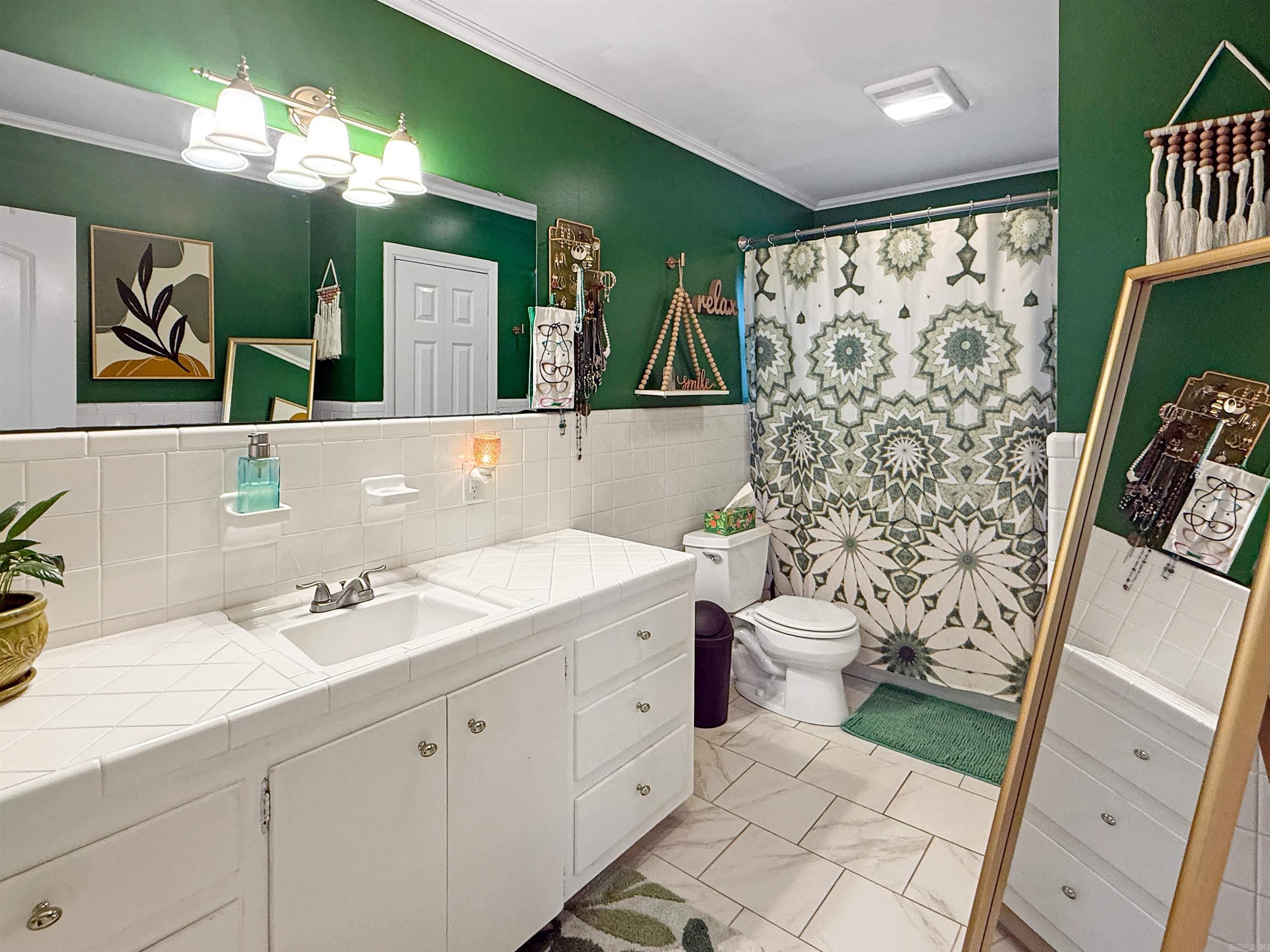 LAKEVIEW ACRES - Residential