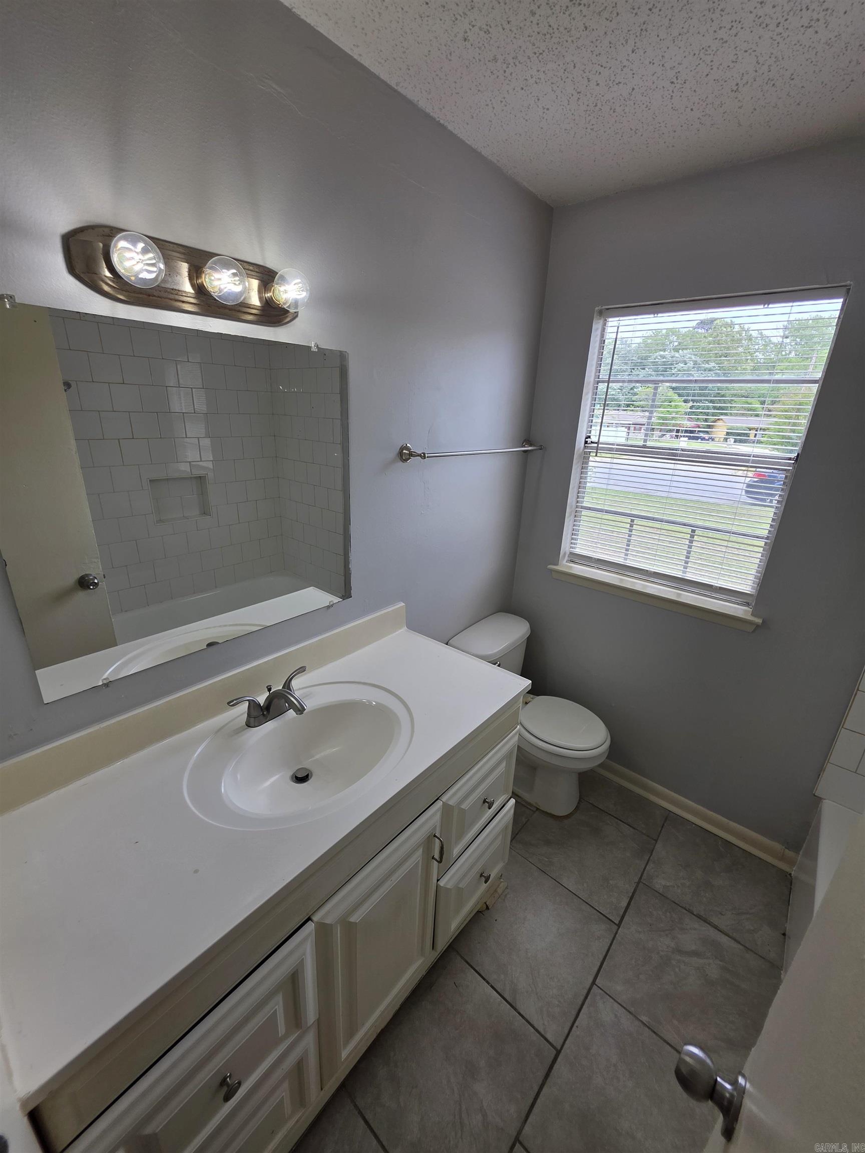 Southwest Acres - Residential Lease