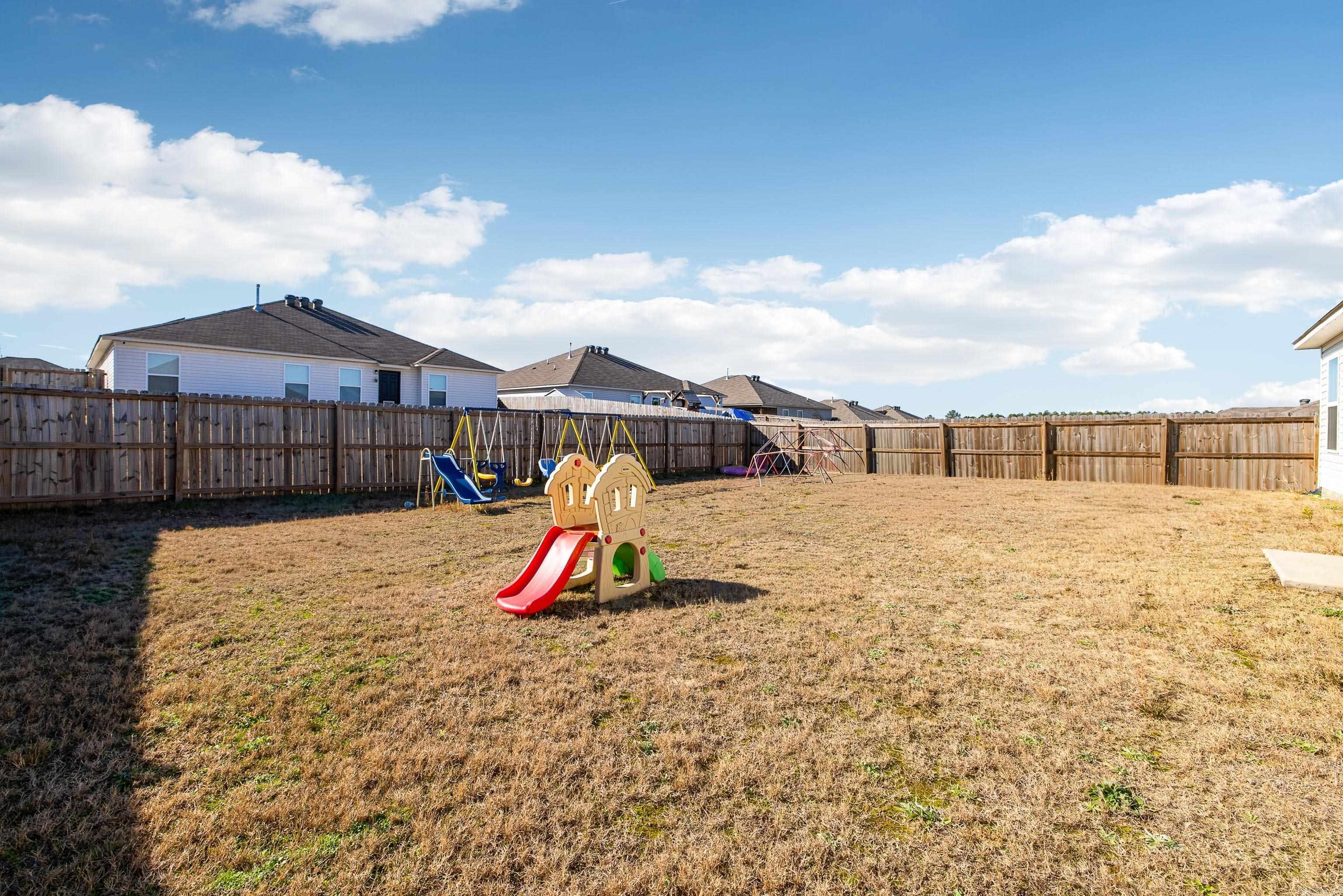 THE MEADOWS - Residential