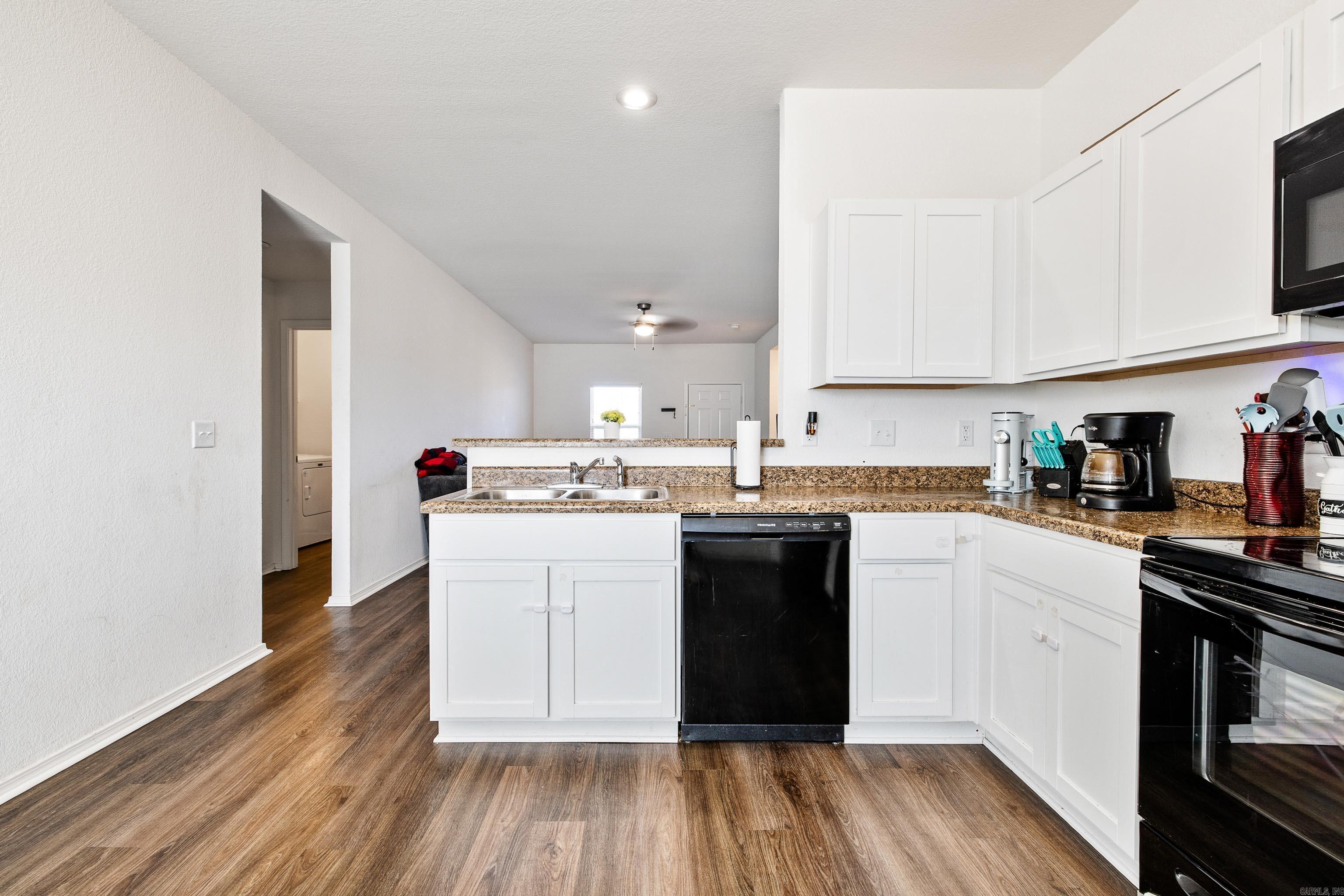 THE MEADOWS - Residential